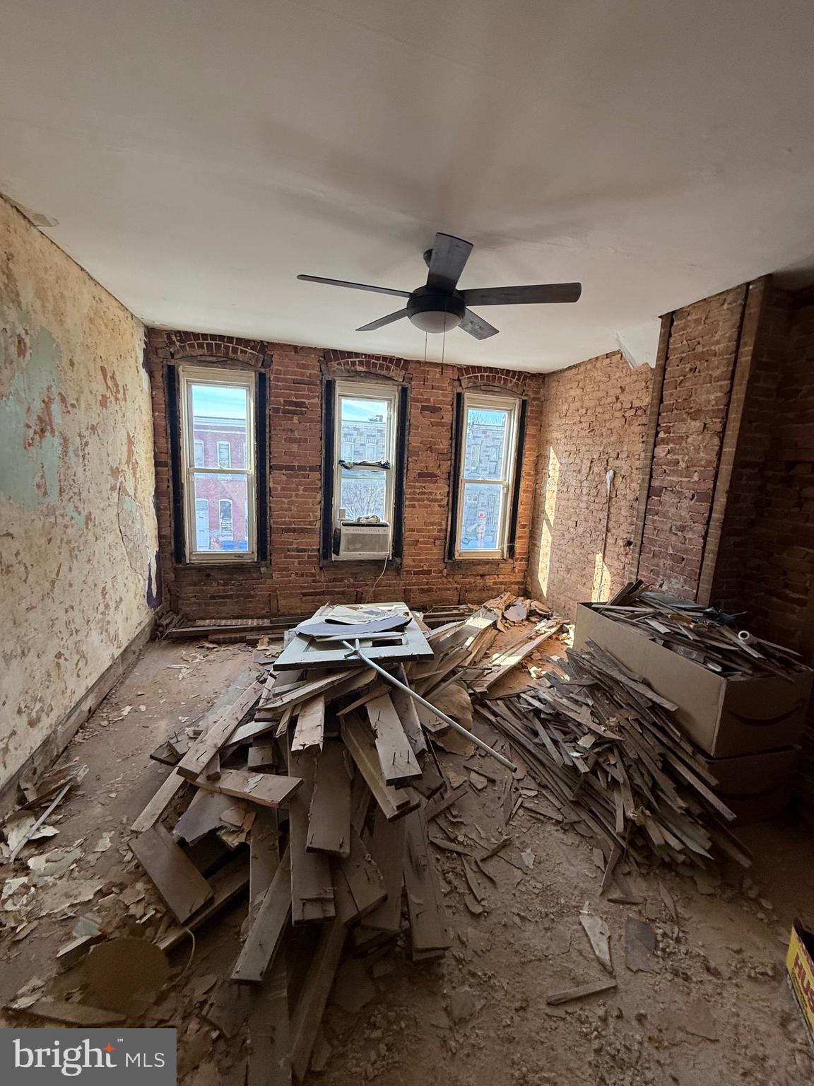 MILTON-MONTFORD - Residential