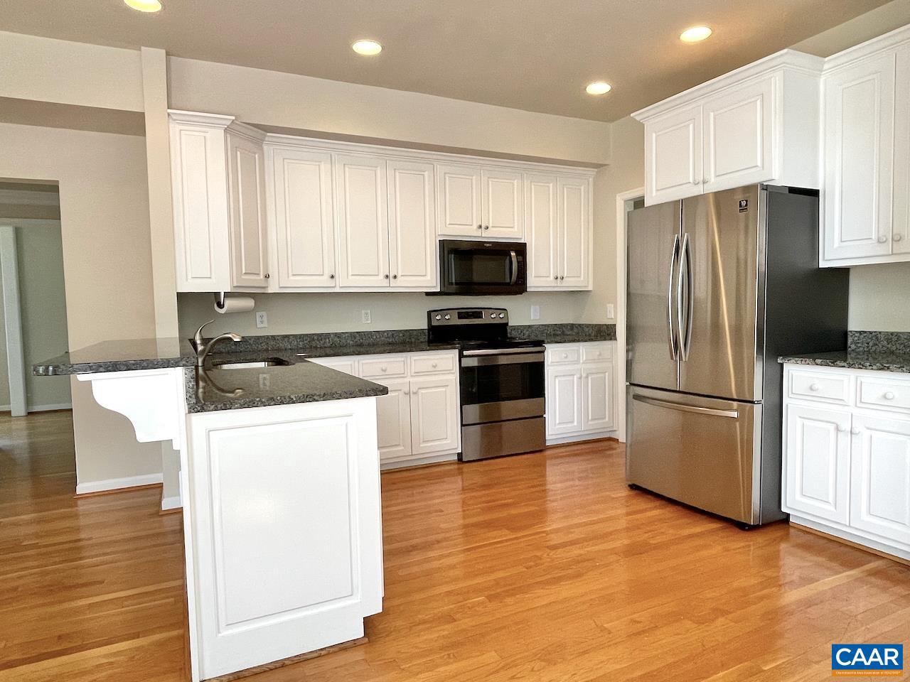 358 LEAPING FOX CT