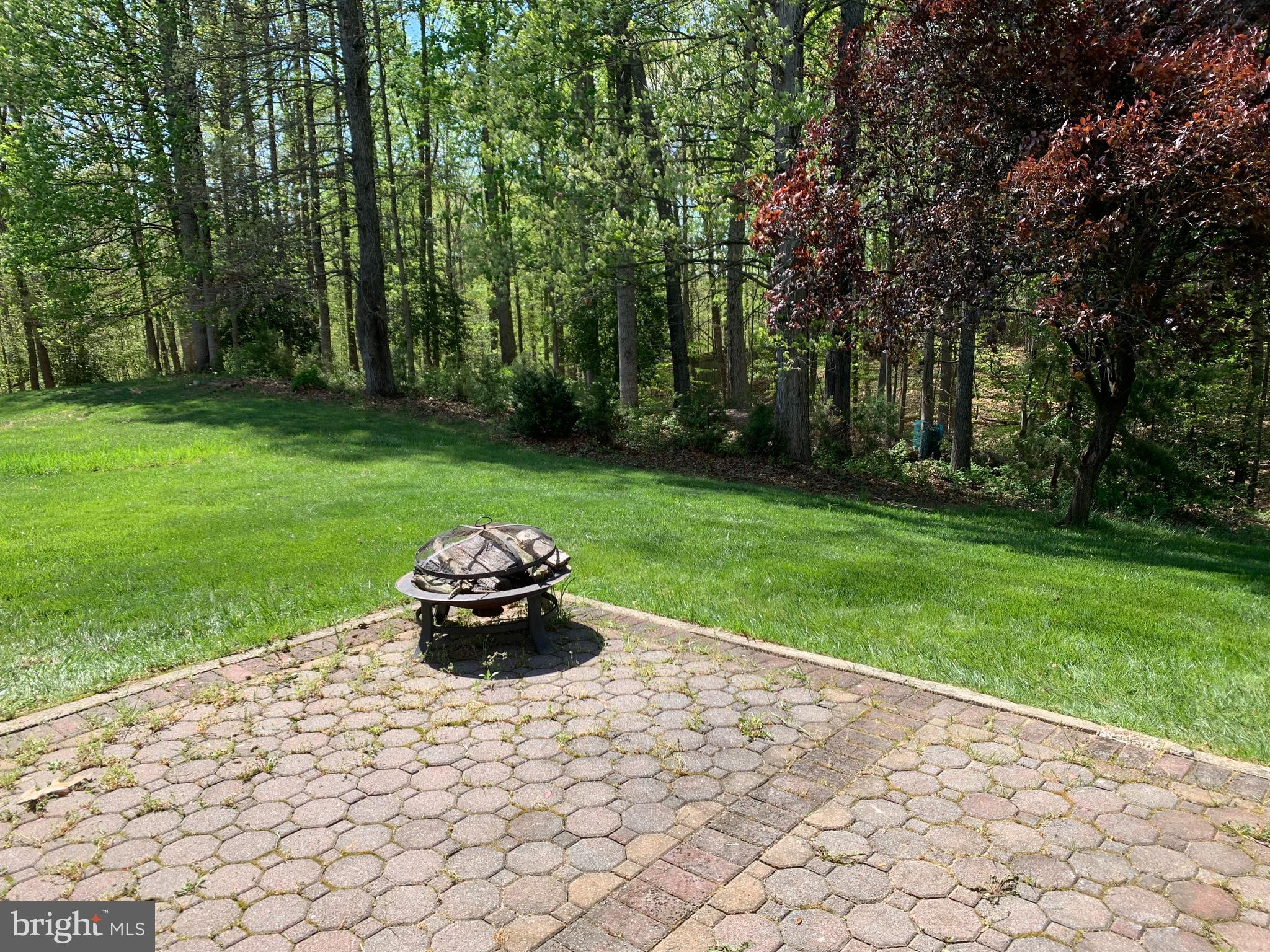 BLOOMS CROSSING - Residential Lease