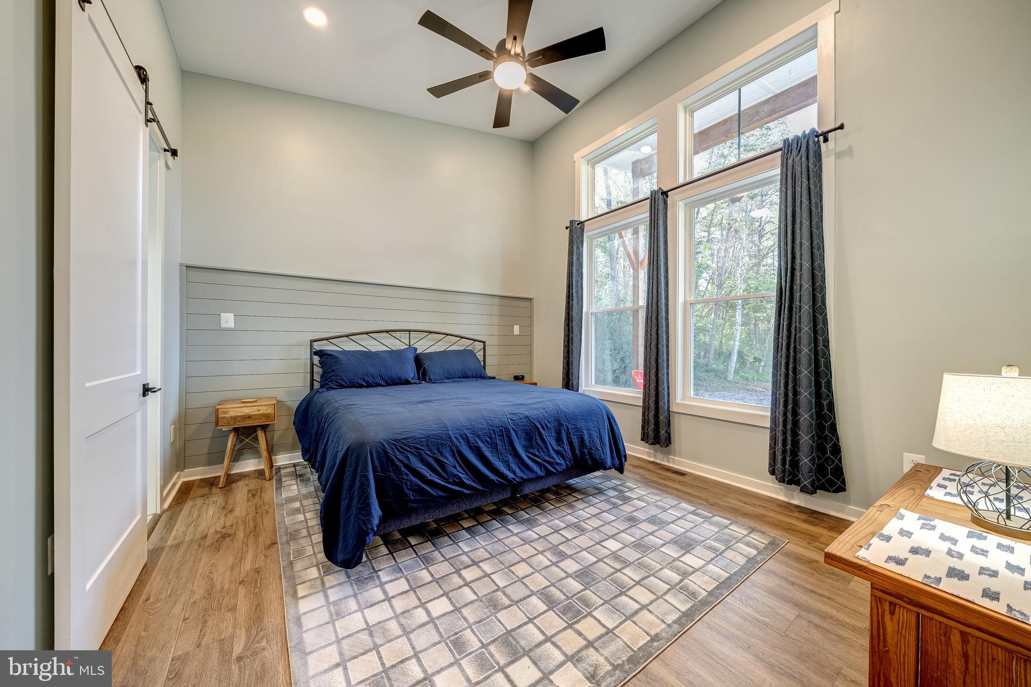 CEDAR POINT EAST - Residential