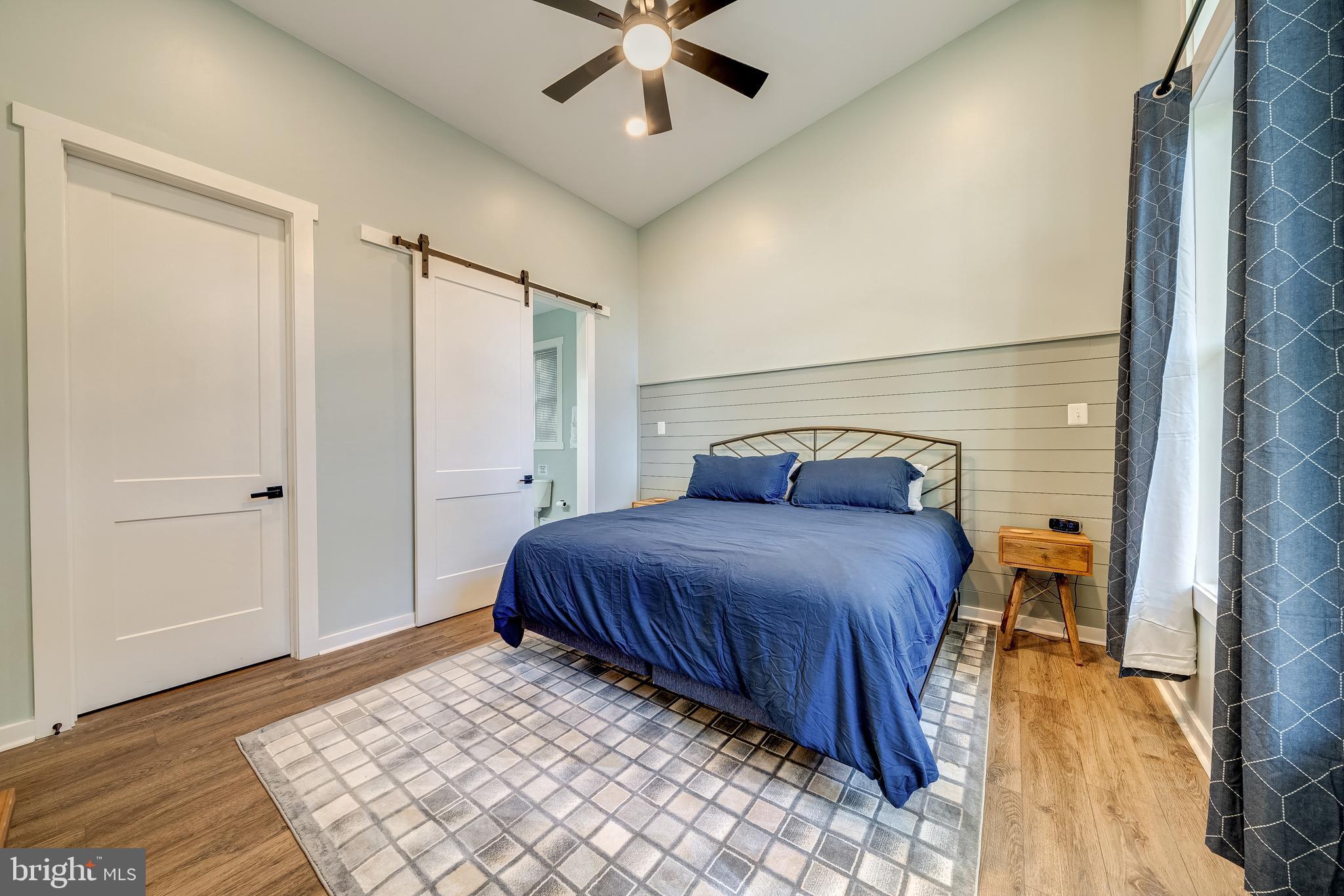 CEDAR POINT EAST - Residential