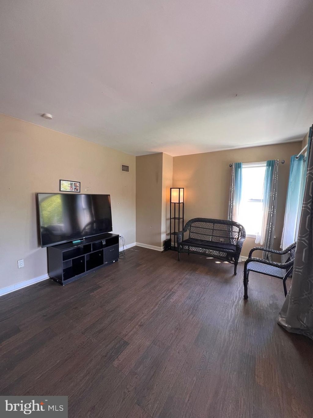 Photo of 615 S 26th Street, HARRISBURG, PA 17111 (MLS # PADA2059846)
