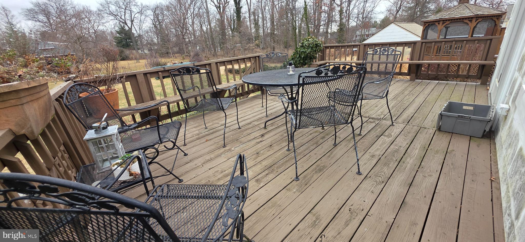 OAK FOREST - Residential