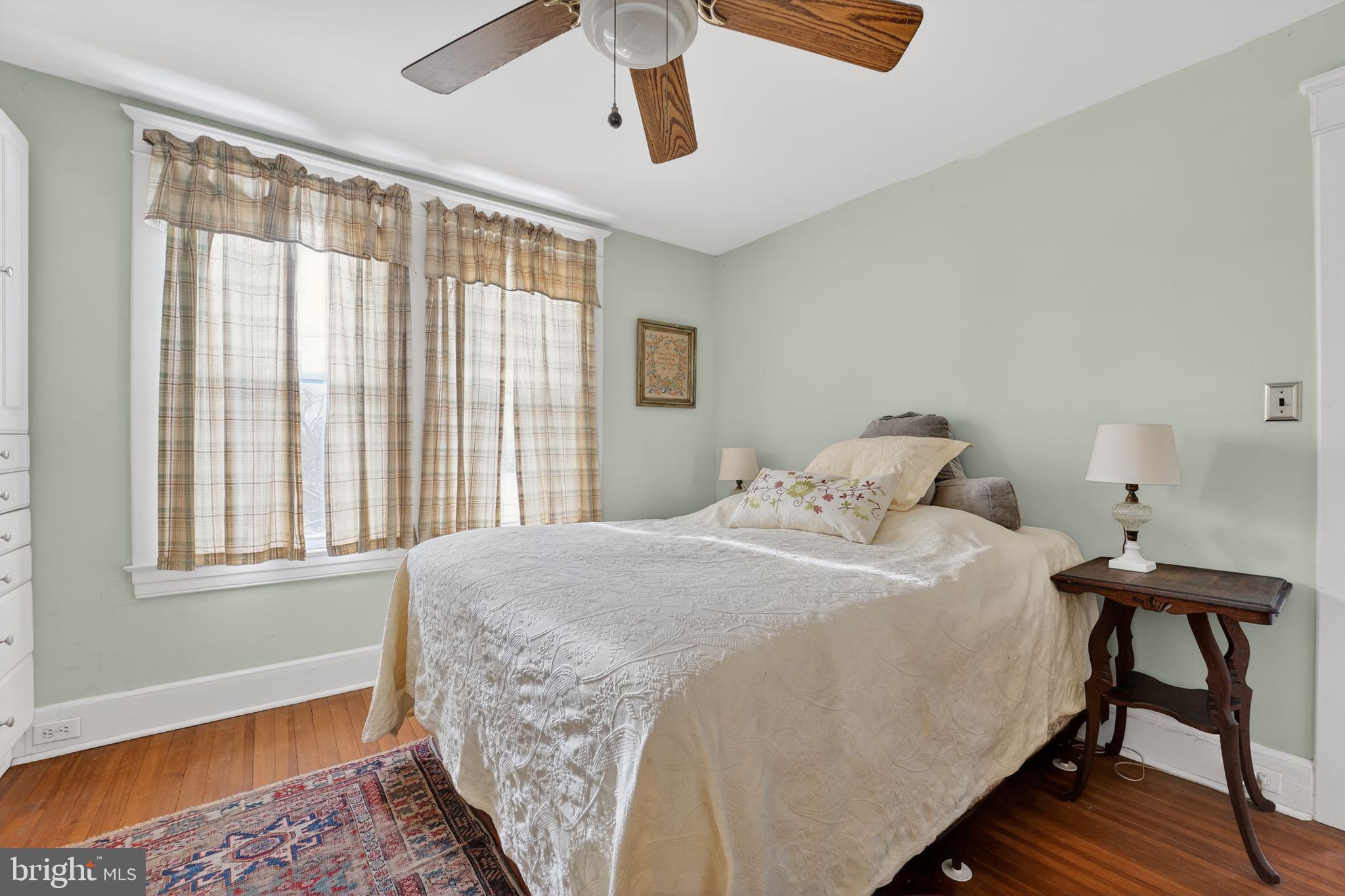 OAK FOREST - Residential