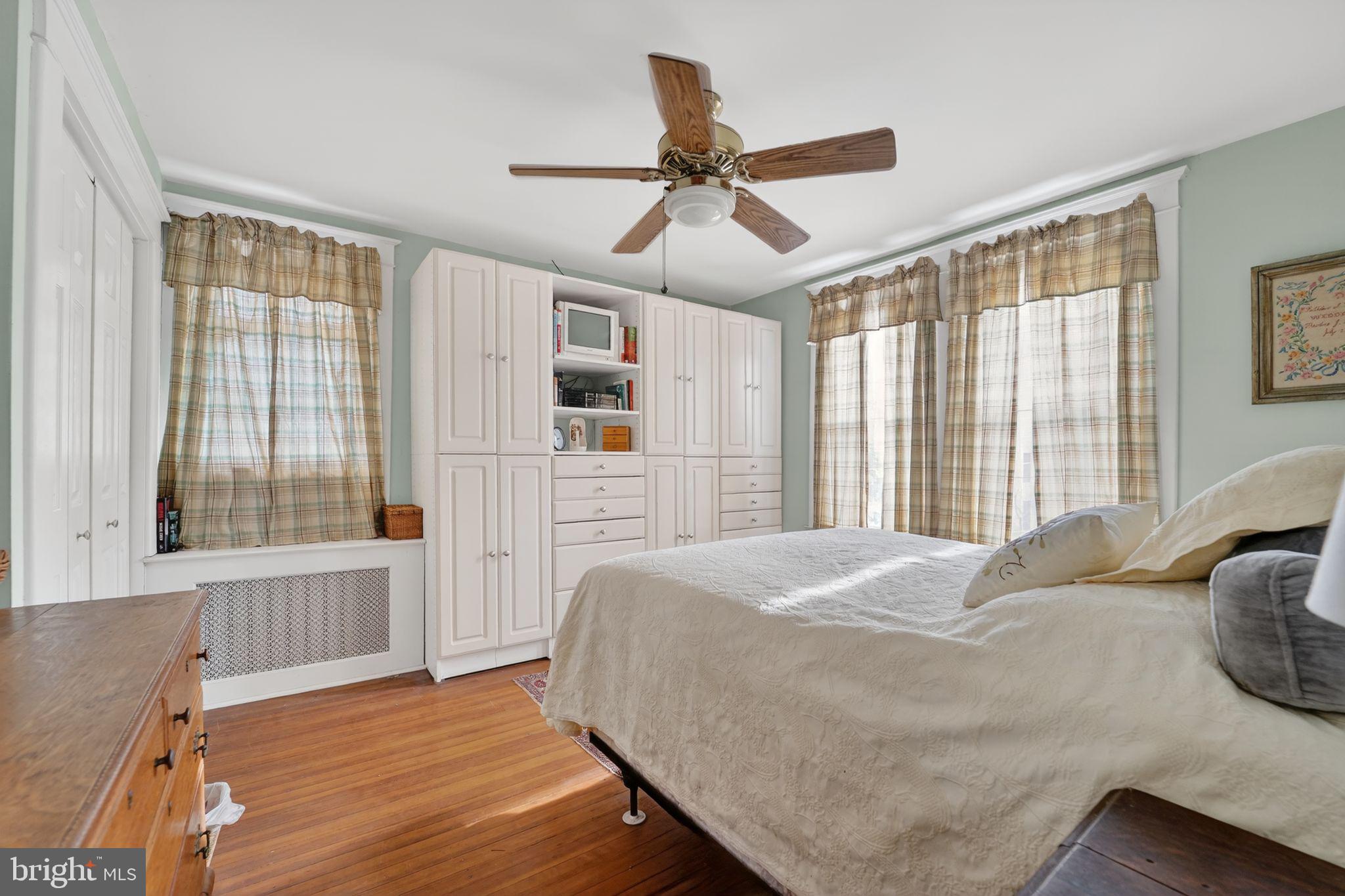 OAK FOREST - Residential