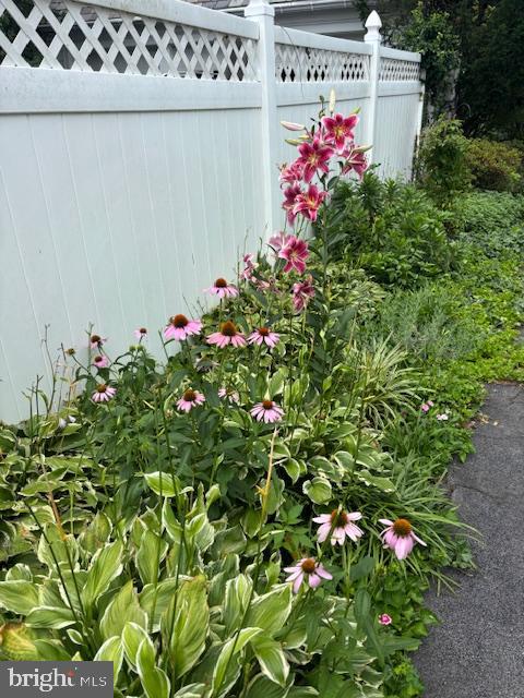 OAK FOREST - Residential