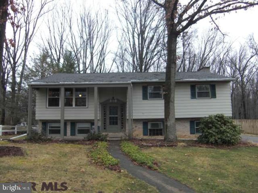 Wonderful Park Forest Home on a quiet street. Just a short distance from shopping, restaurants and campus. The many updates include roof, windows, flooring and appliances.
