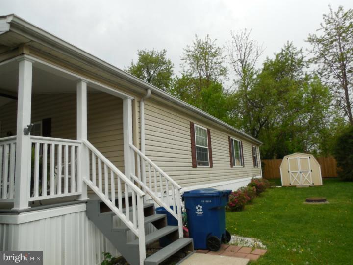 SPRING MEADOWS - Residential