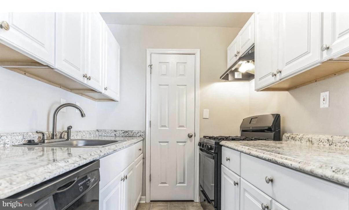 5544 KAREN ELAINE DRIVE 1532