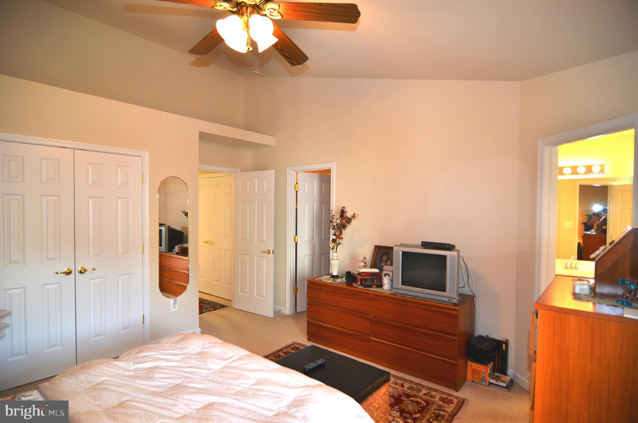 ST CHARLES SUB - SHEFFIELD - Residential Lease