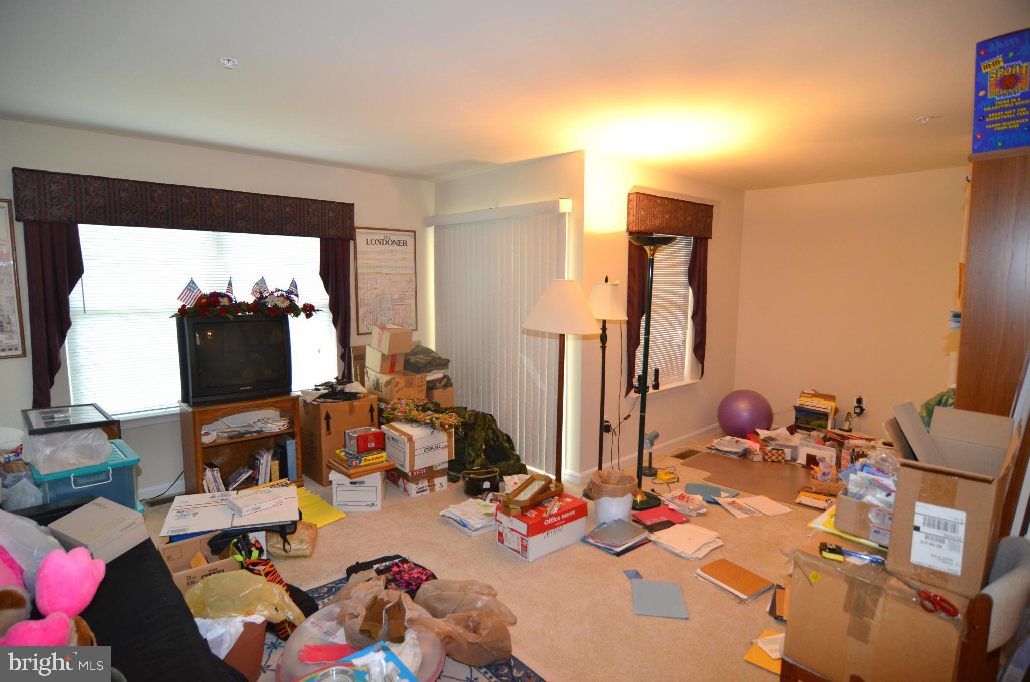 ST CHARLES SUB - SHEFFIELD - Residential Lease