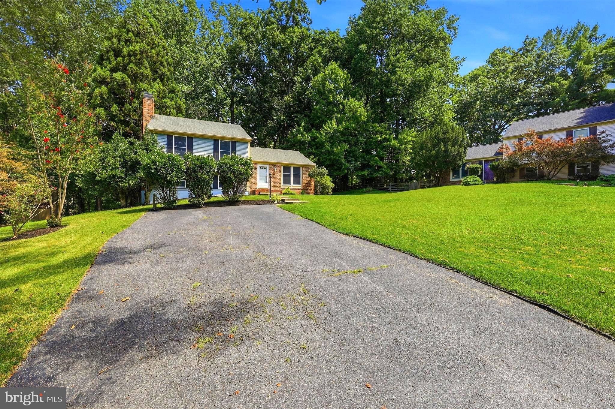 9 THREE WILLOWS CT