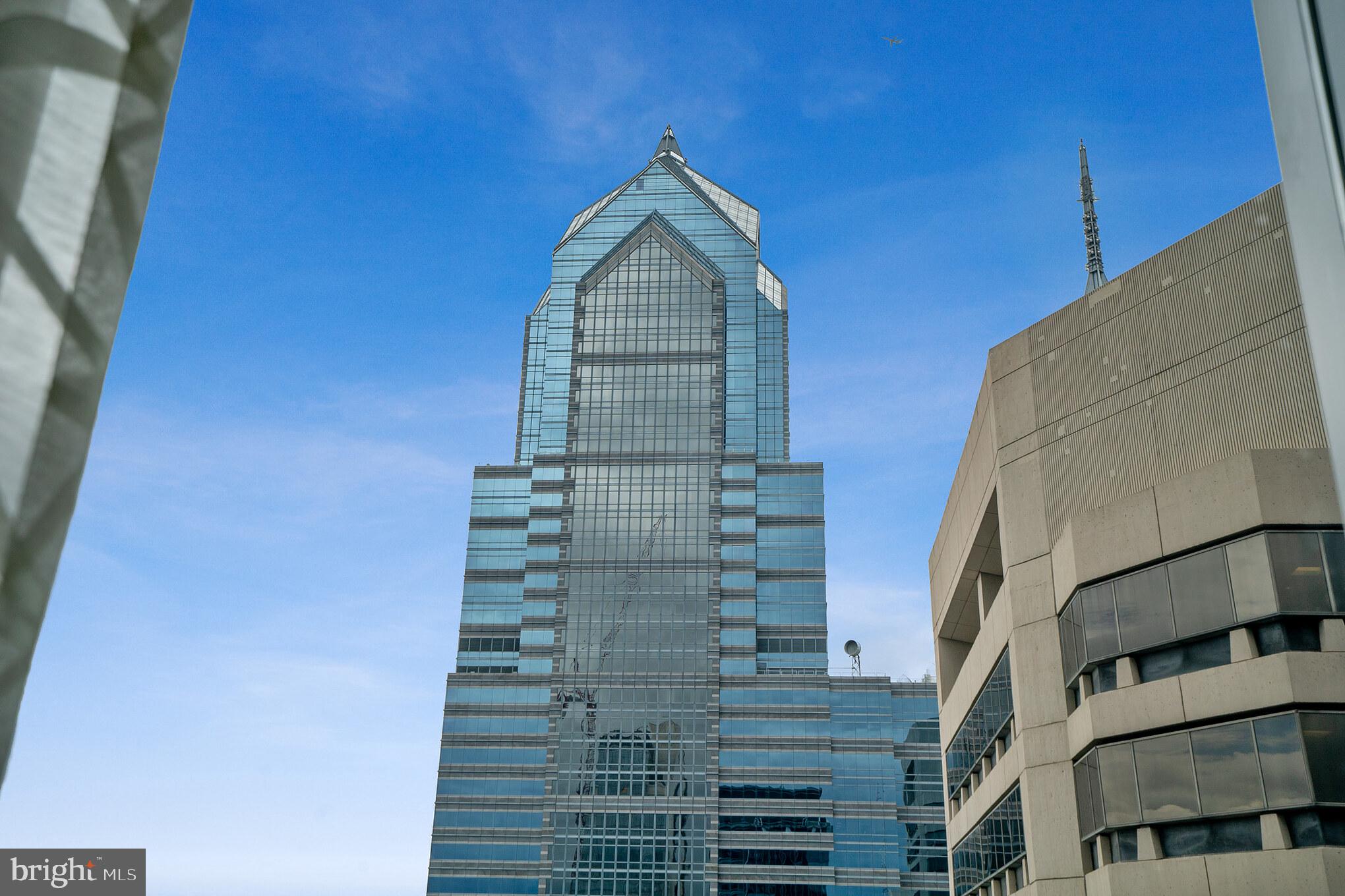 AVENUE OF THE ARTS - Residential