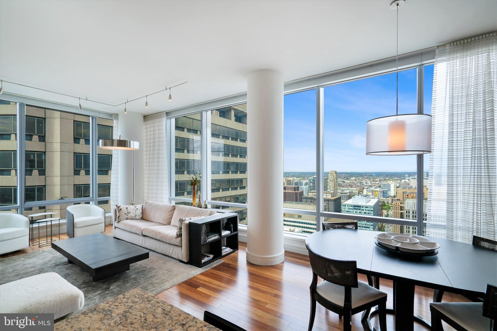 AVENUE OF THE ARTS - Residential