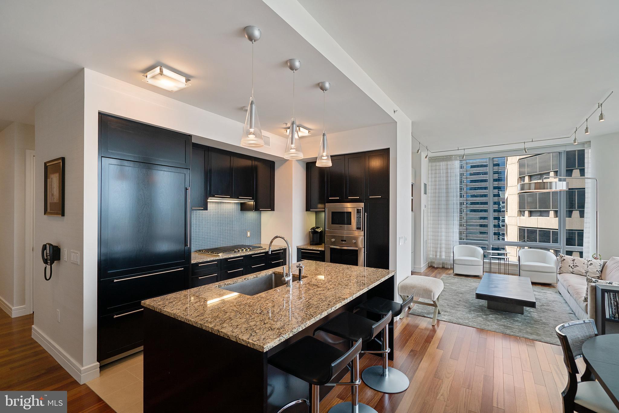 AVENUE OF THE ARTS - Residential