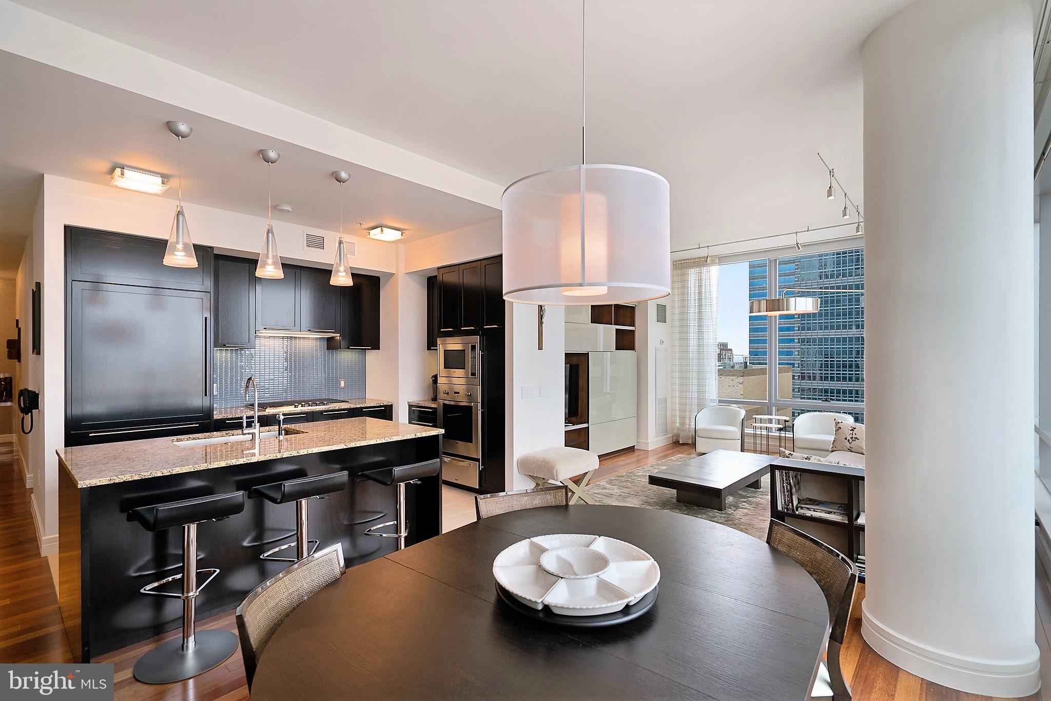 AVENUE OF THE ARTS - Residential