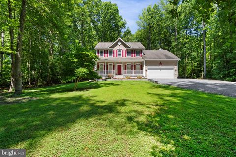 Homes For Sale - 9516 Post Lane<br/> SPOTSYLVANIA, VA 22551