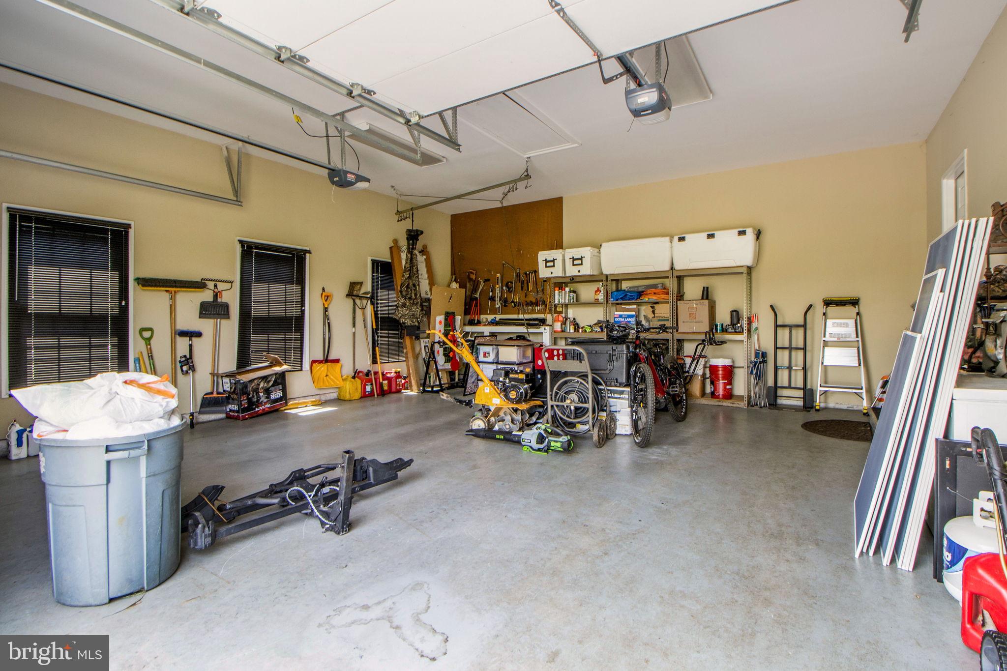 BARNESVILLE OUTSIDE - Residential