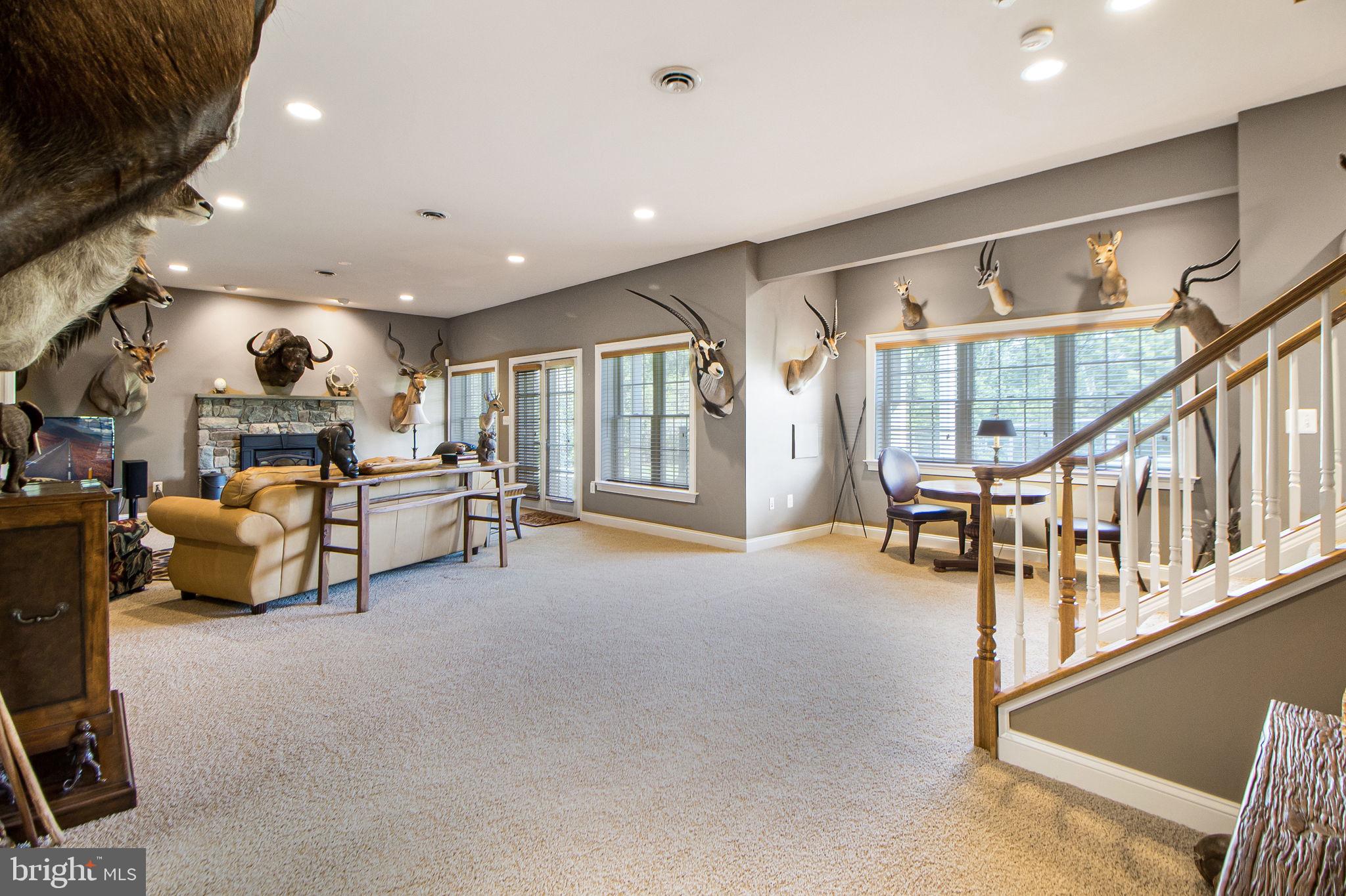 BARNESVILLE OUTSIDE - Residential