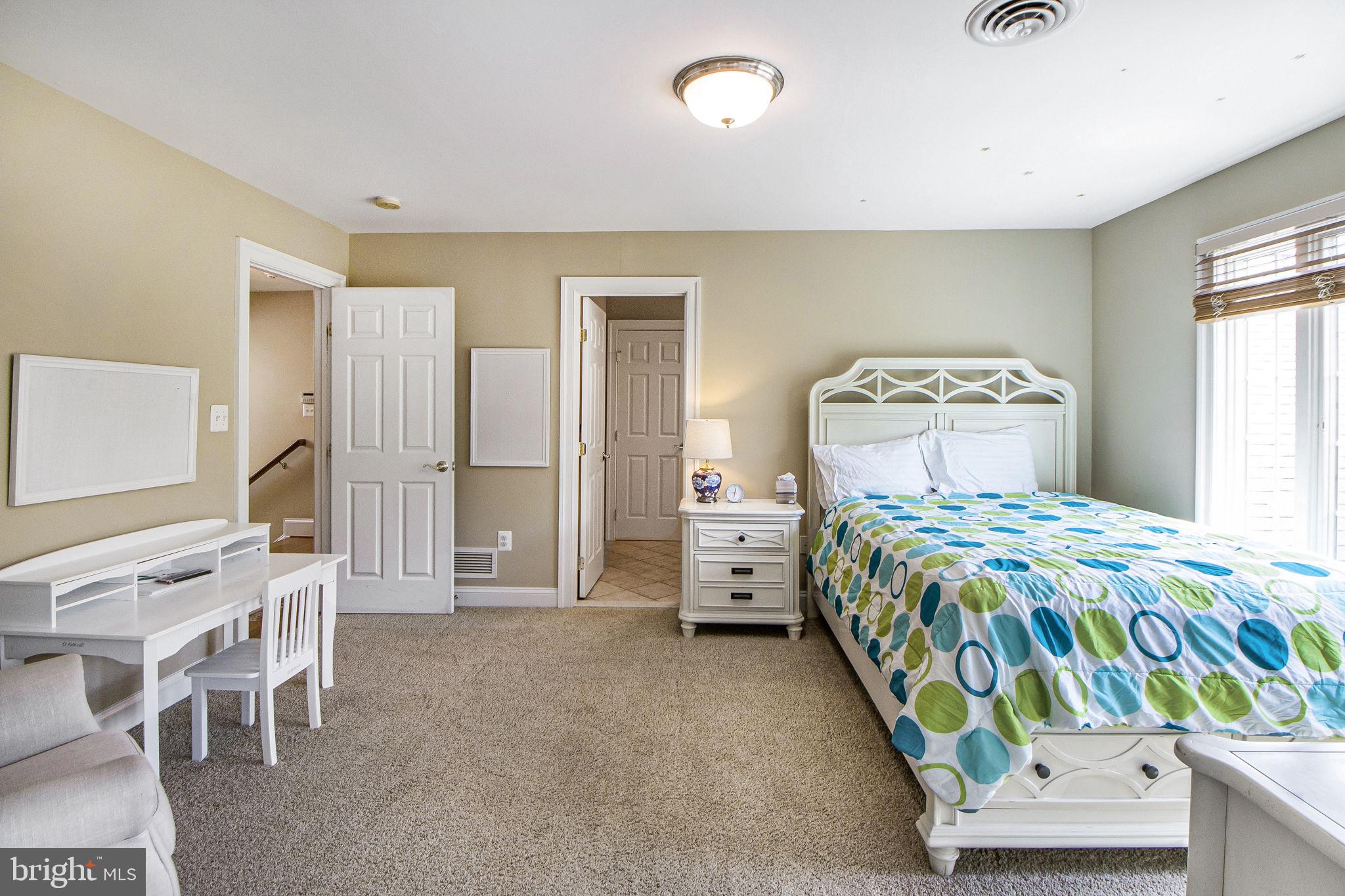 BARNESVILLE OUTSIDE - Residential