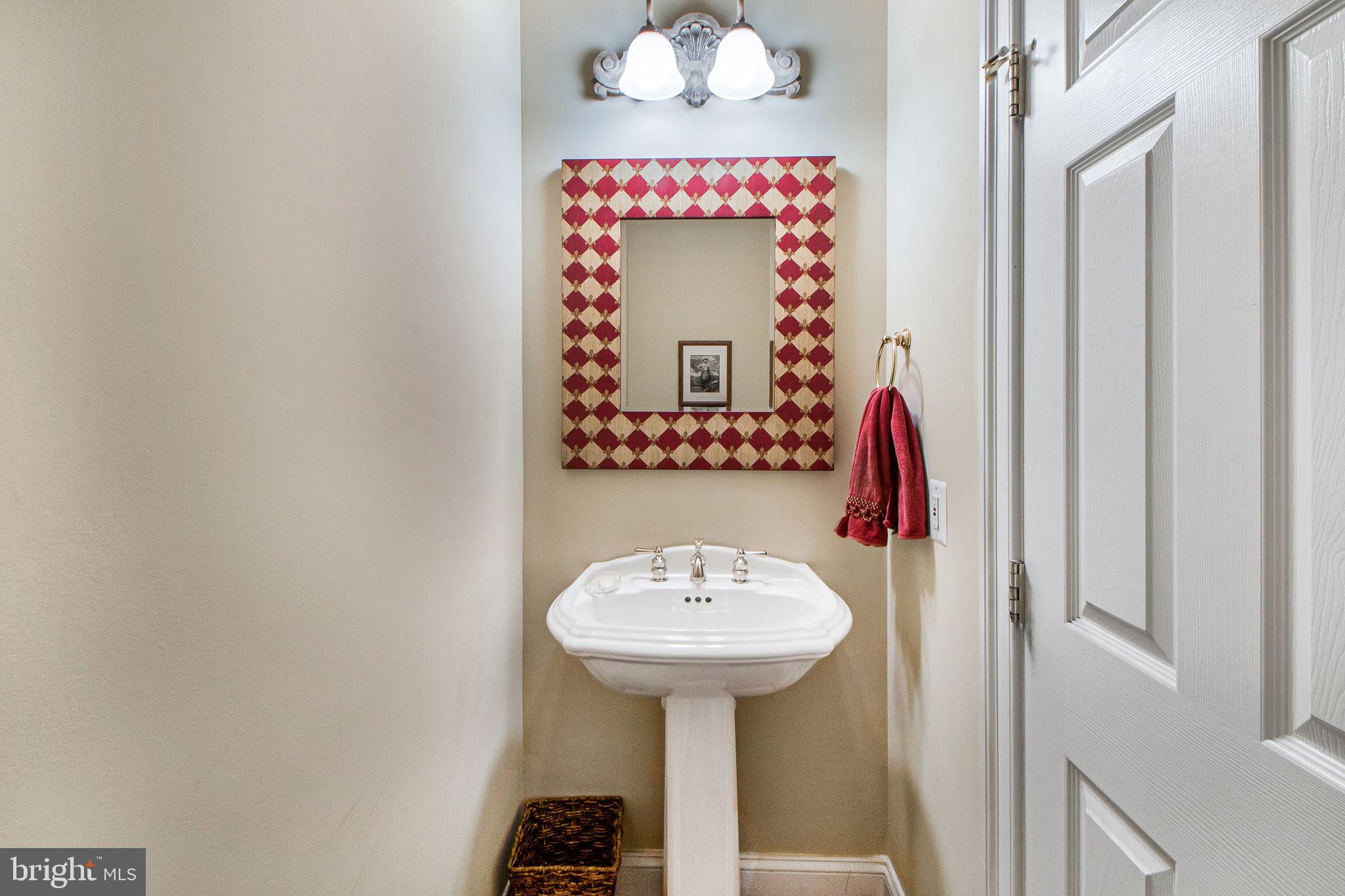 BARNESVILLE OUTSIDE - Residential