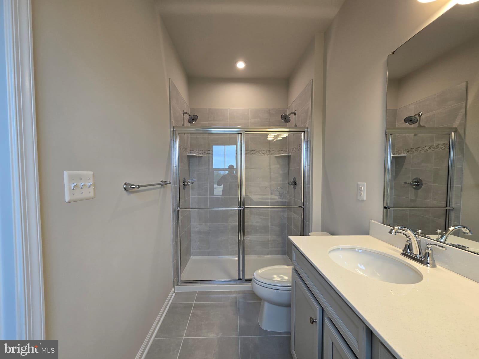 ALEXANDER'S CROSSING - Residential Lease