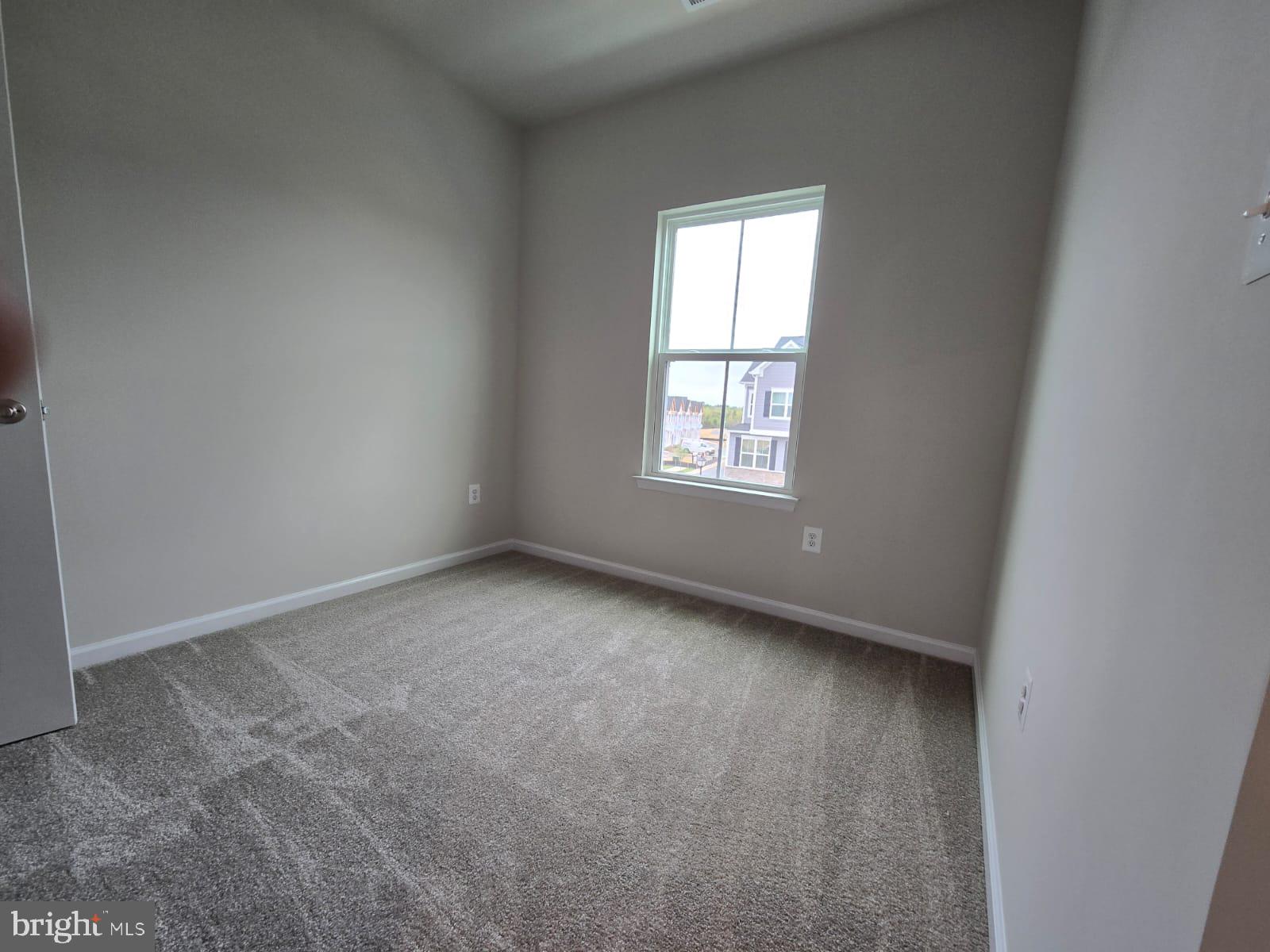 ALEXANDER'S CROSSING - Residential Lease