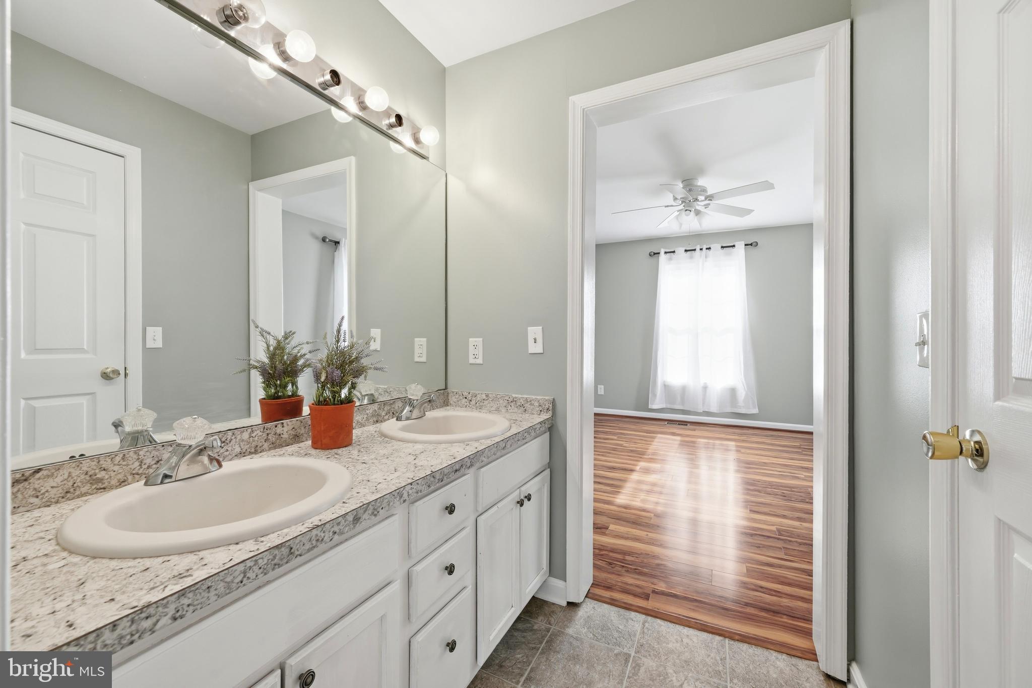 RIO VISTA - Residential