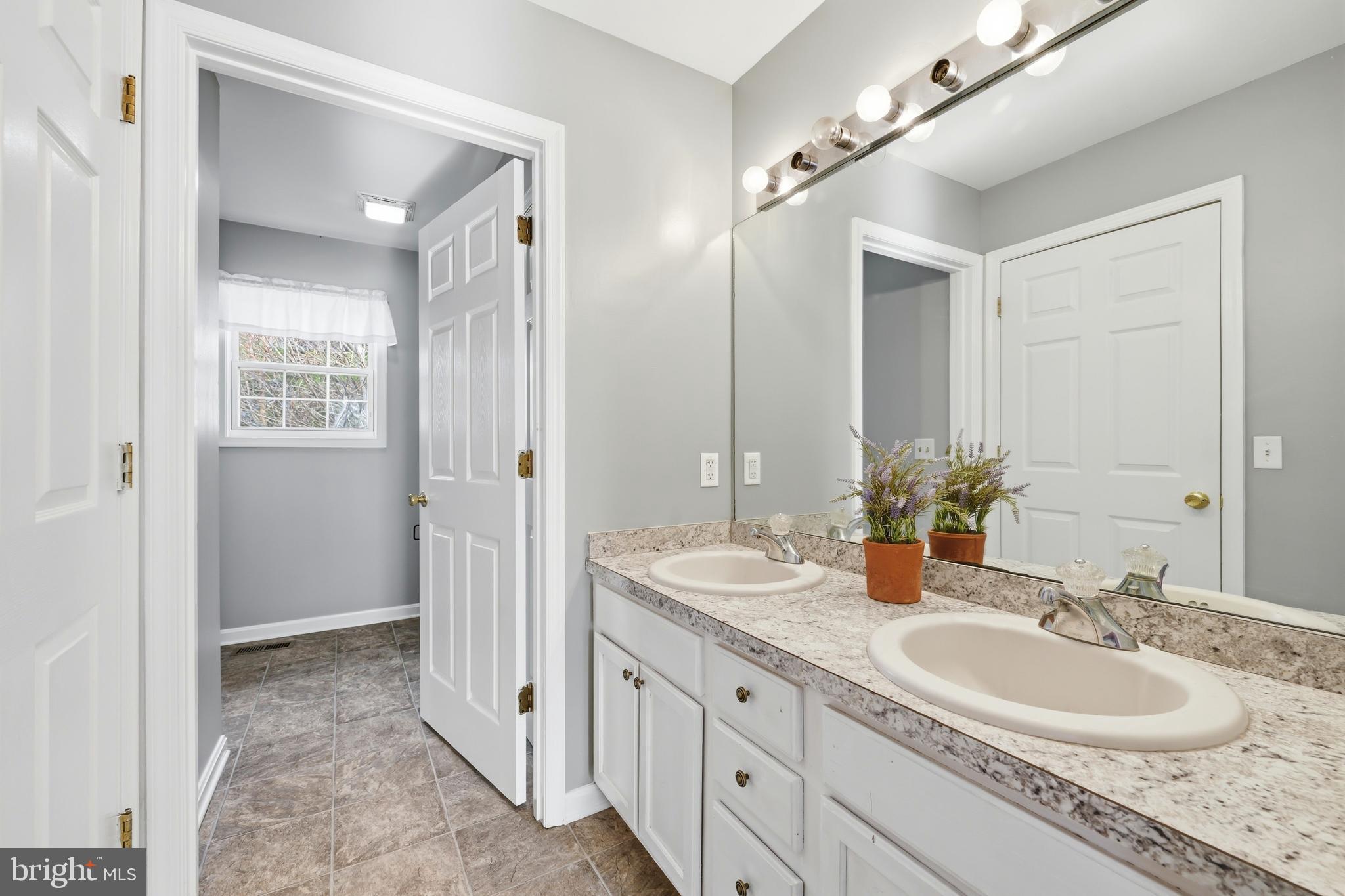 RIO VISTA - Residential