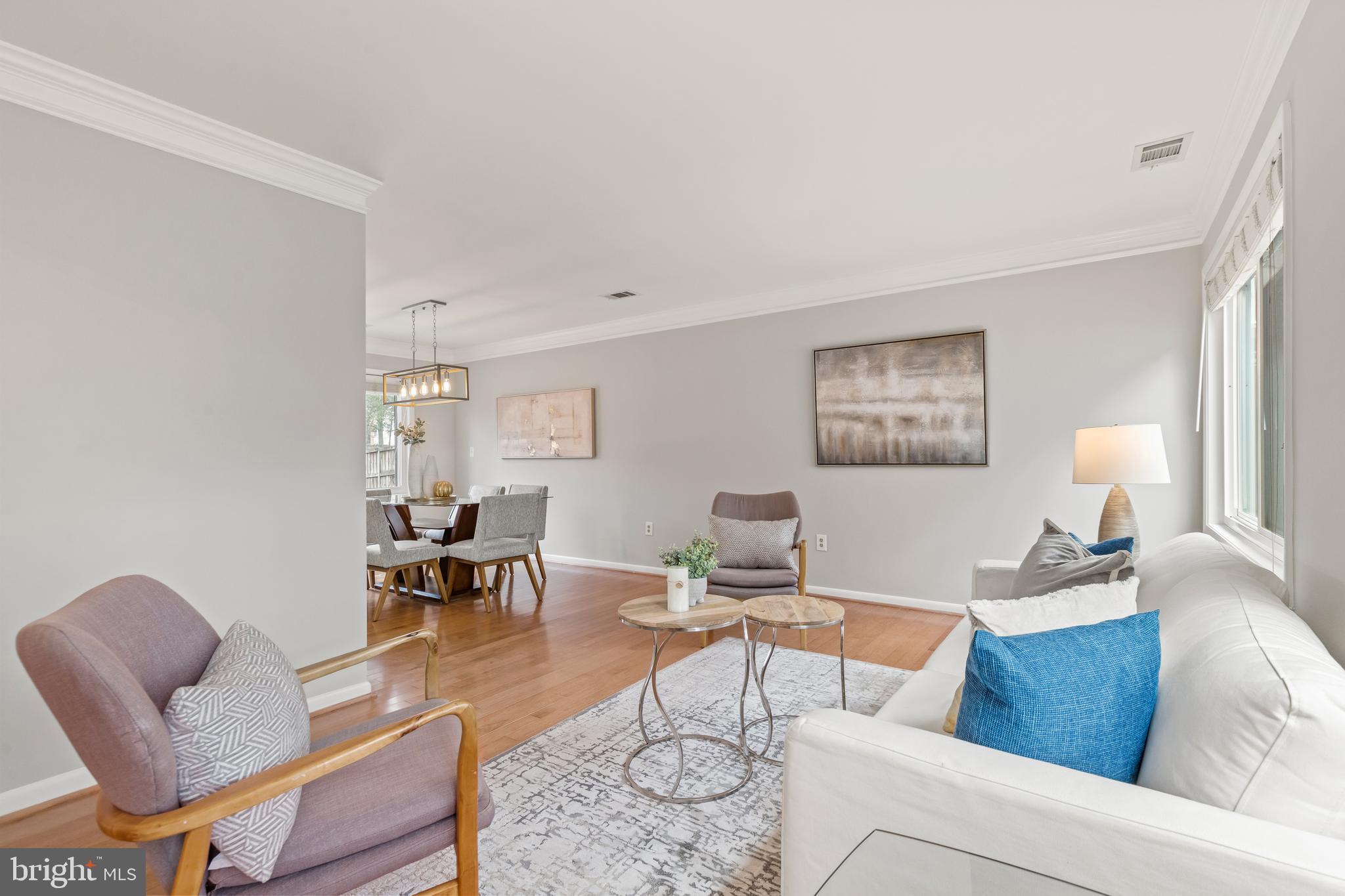 SIGNAL HILL - Residential