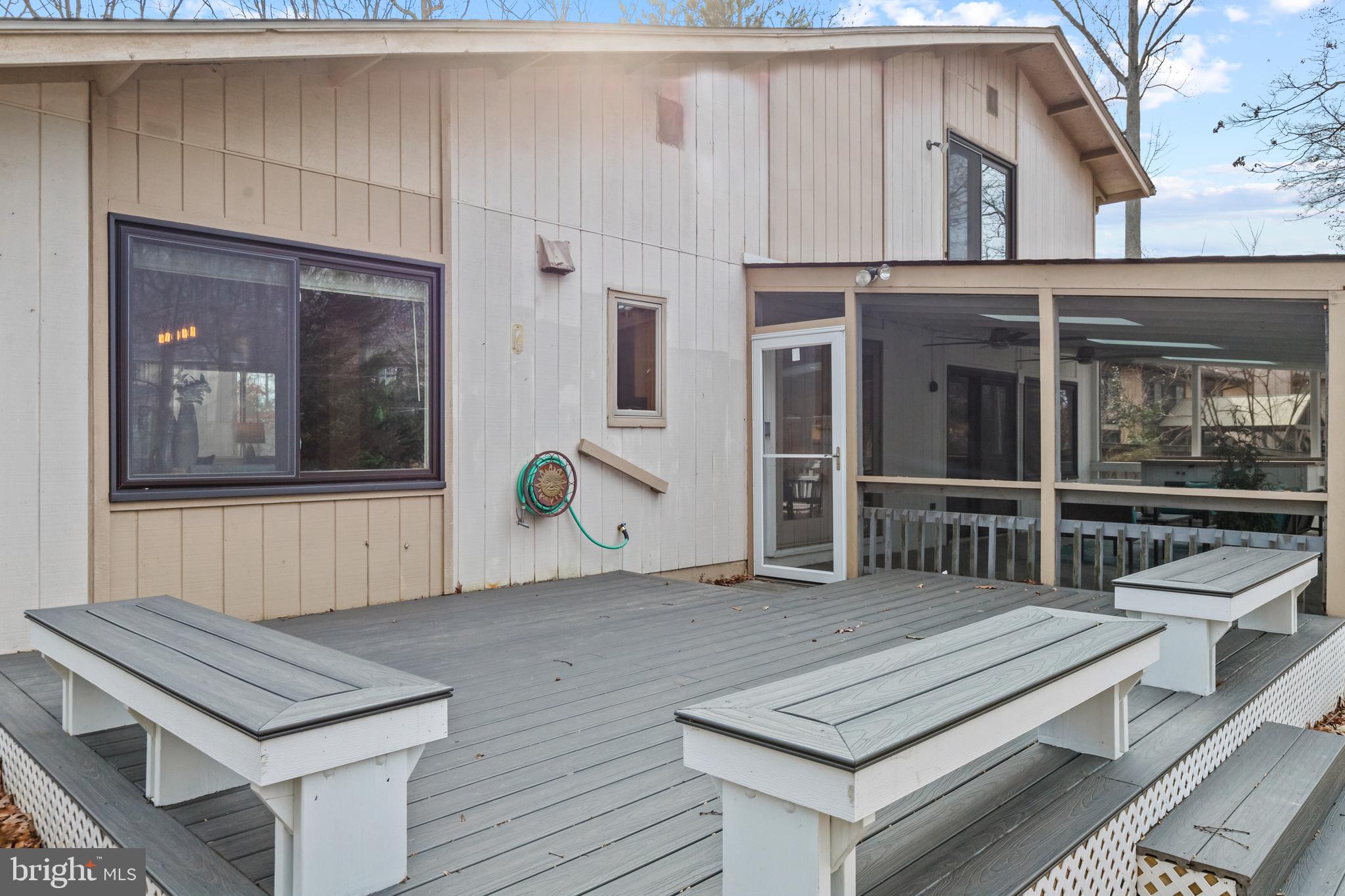 SIGNAL HILL - Residential