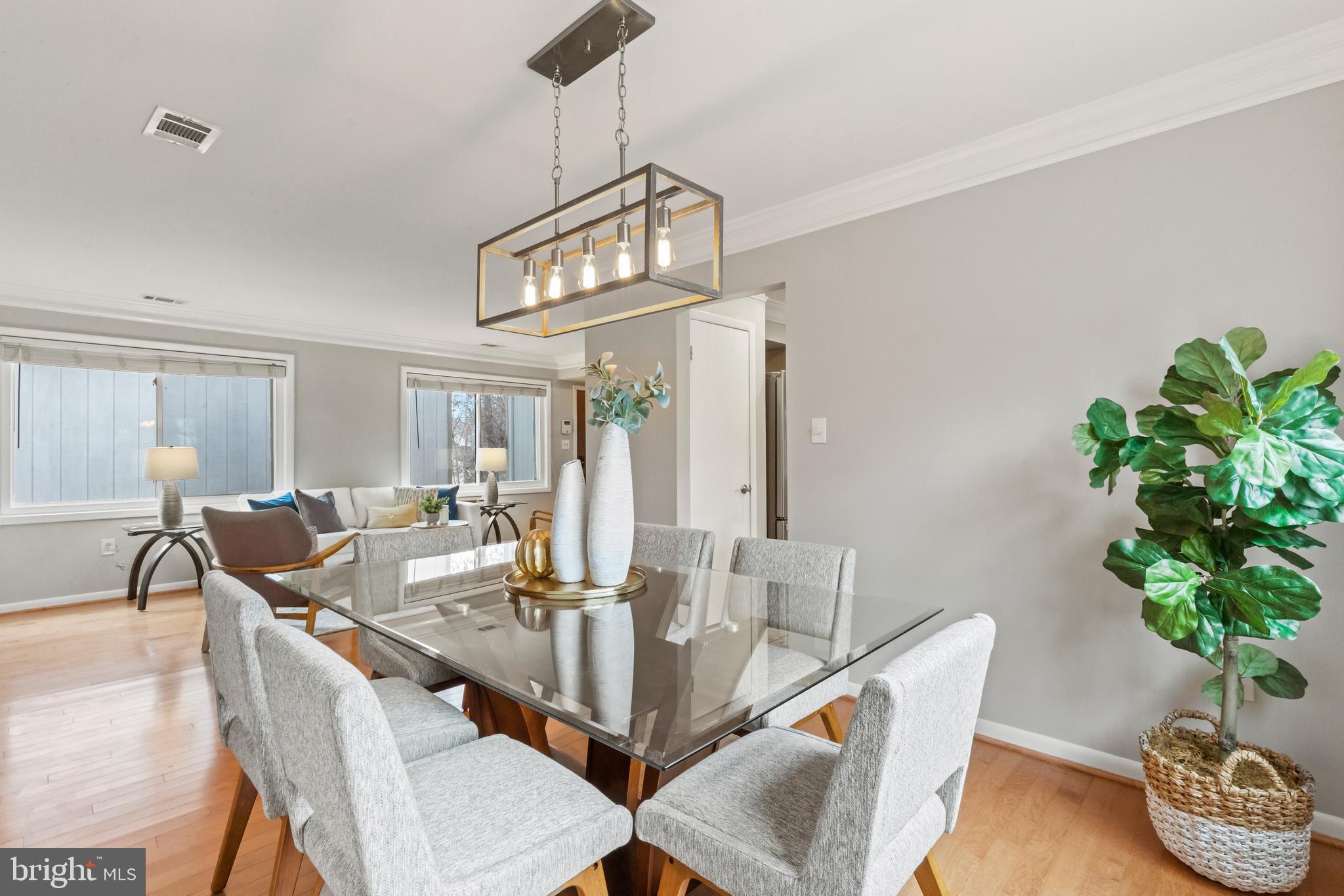 SIGNAL HILL - Residential