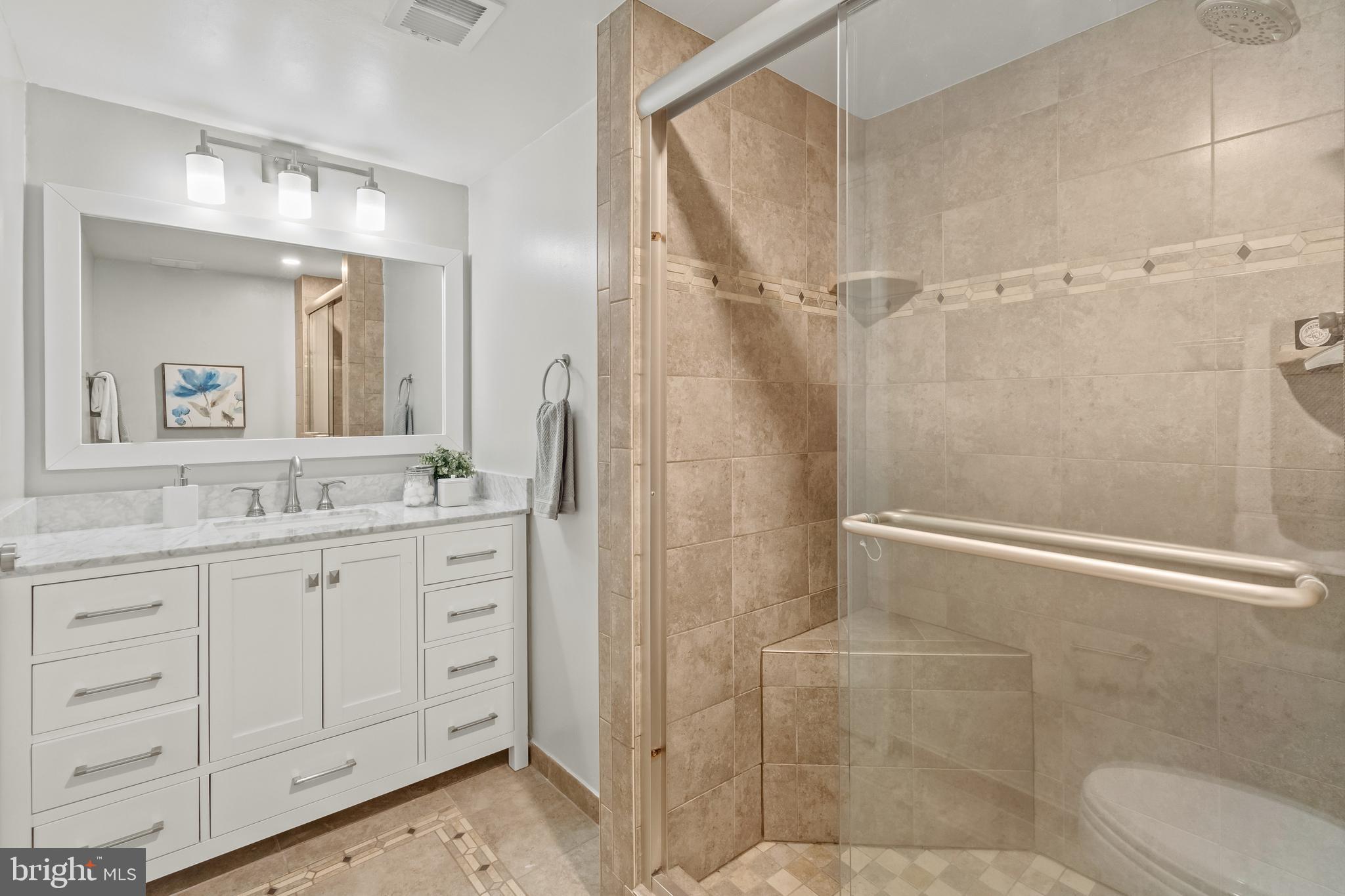 SIGNAL HILL - Residential