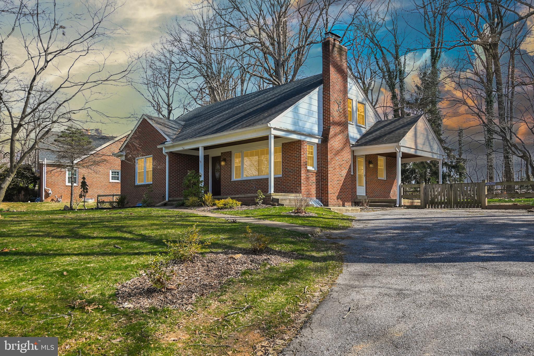 HERNWOOD HEIGHTS - Residential