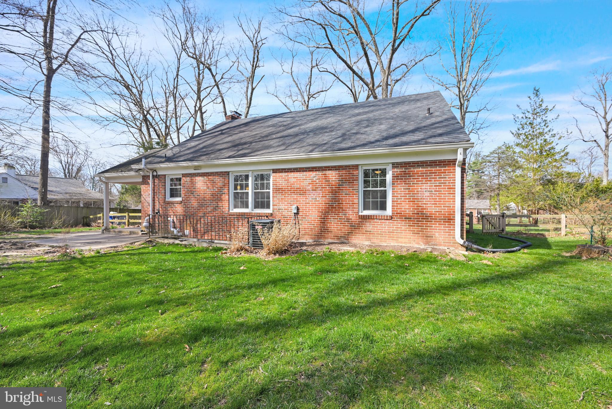 HERNWOOD HEIGHTS - Residential