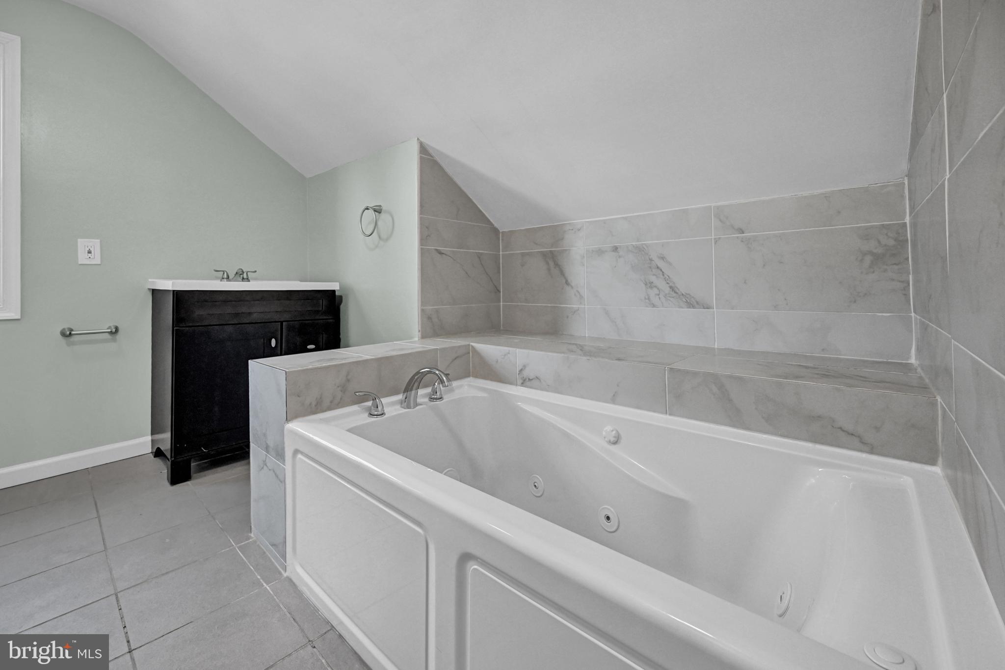 HERNWOOD HEIGHTS - Residential