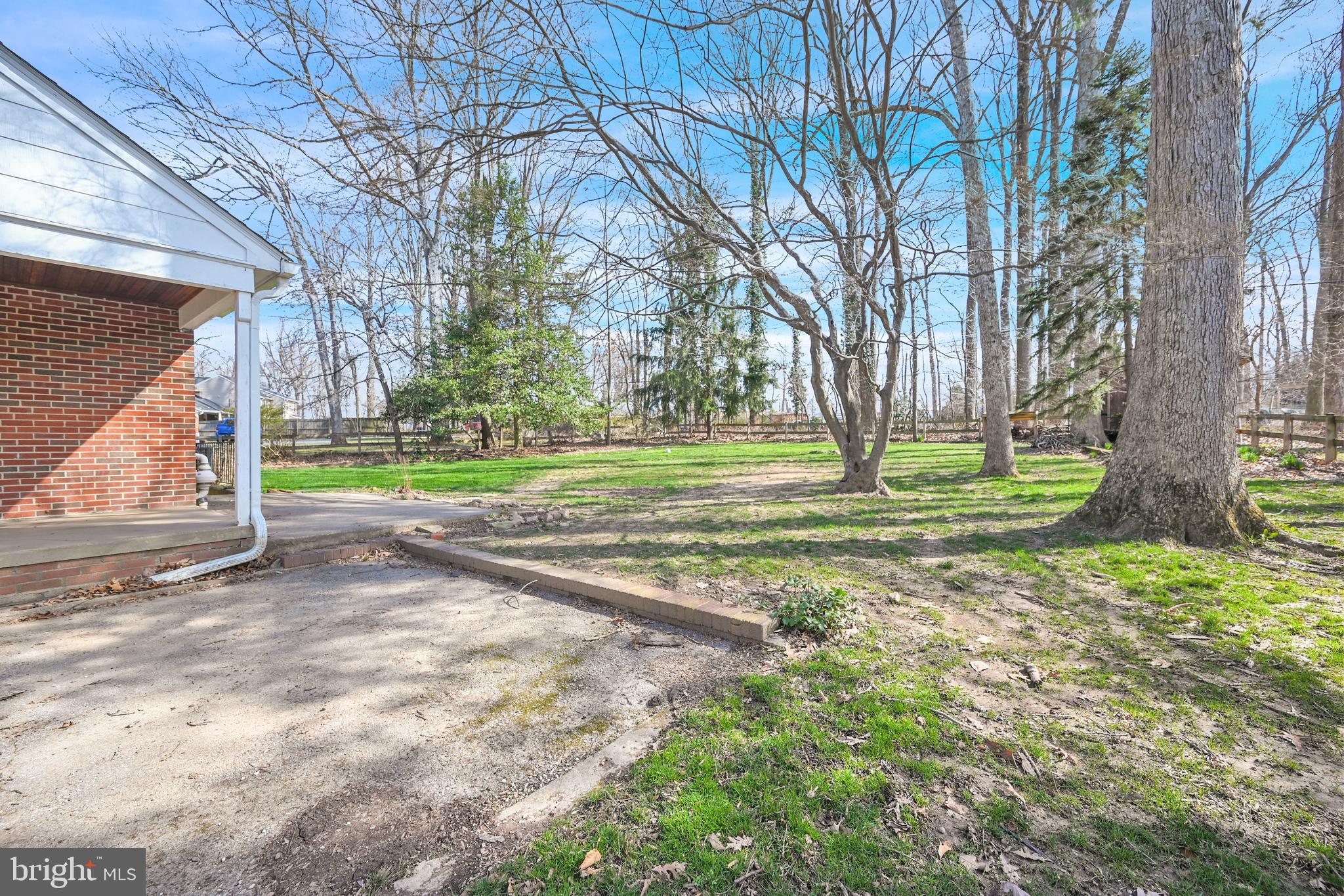 HERNWOOD HEIGHTS - Residential