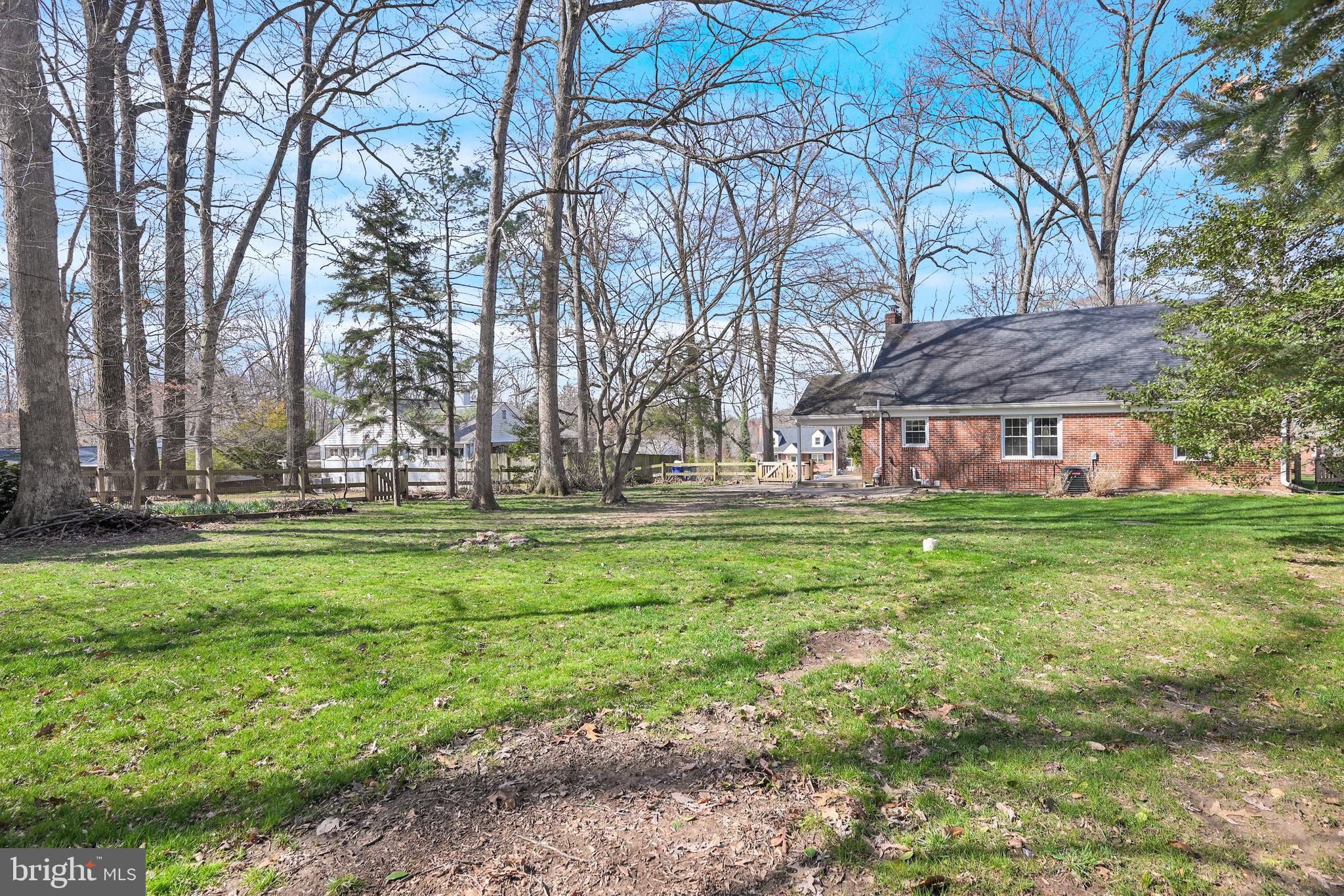 HERNWOOD HEIGHTS - Residential