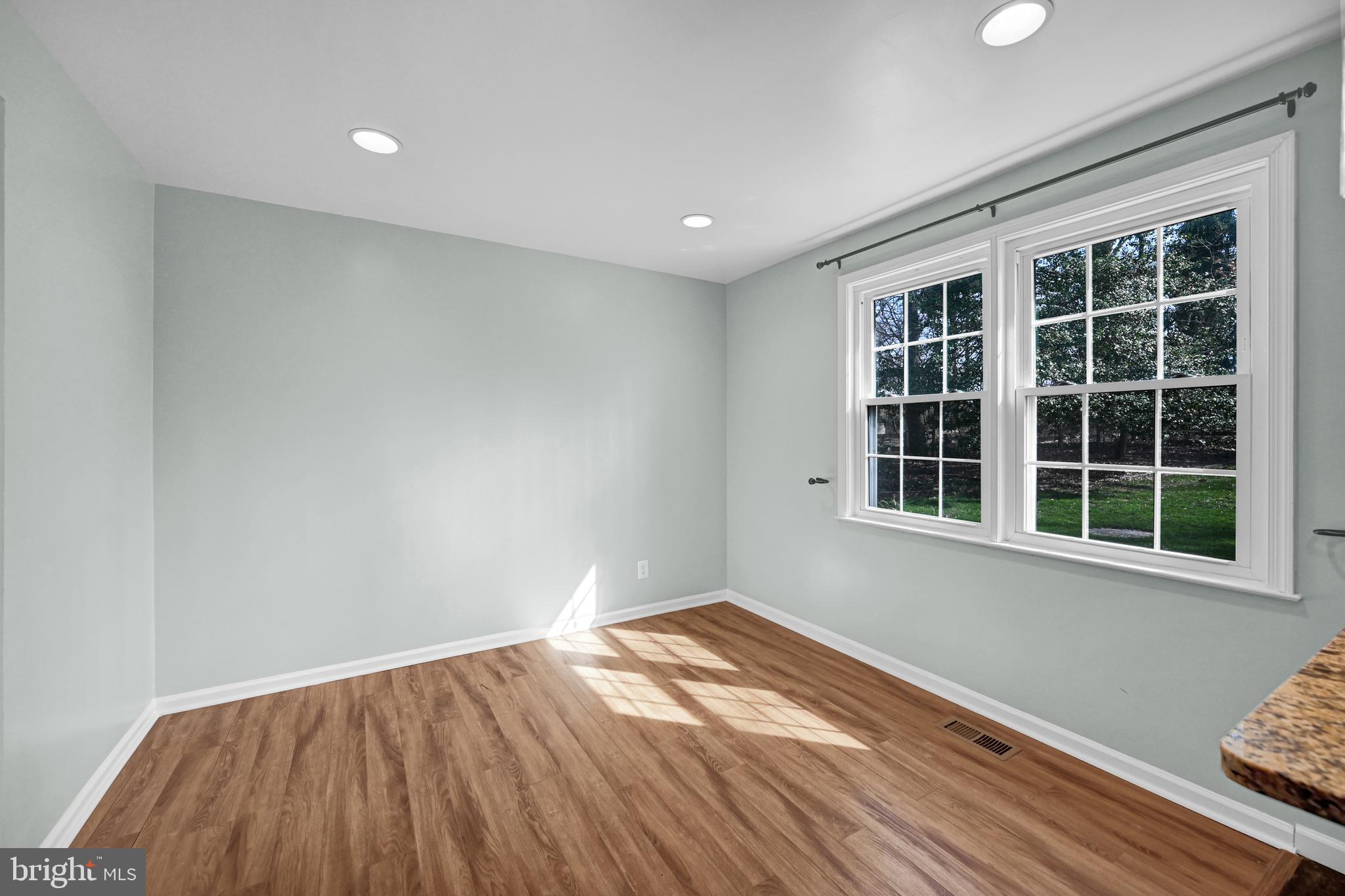 HERNWOOD HEIGHTS - Residential