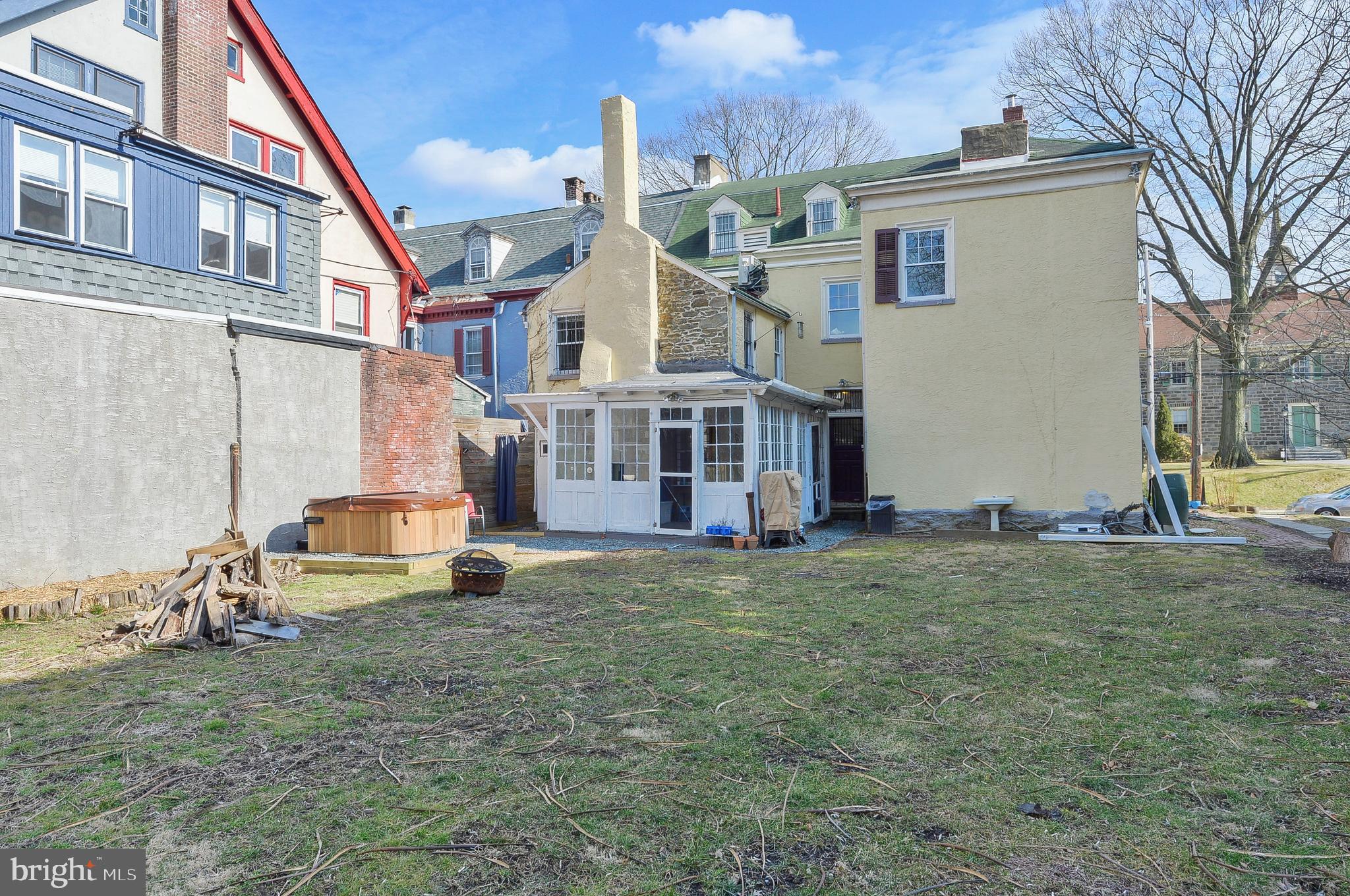 GERMANTOWN - Residential