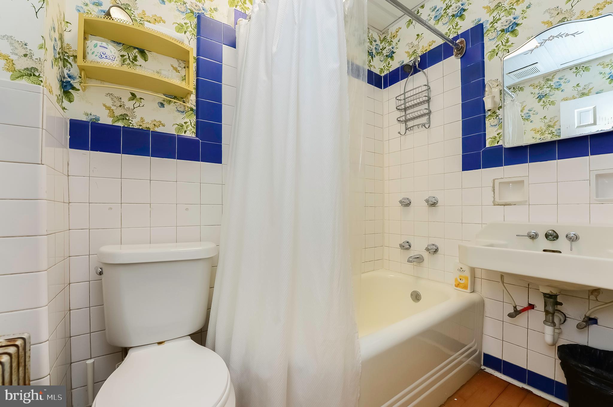 GERMANTOWN - Residential