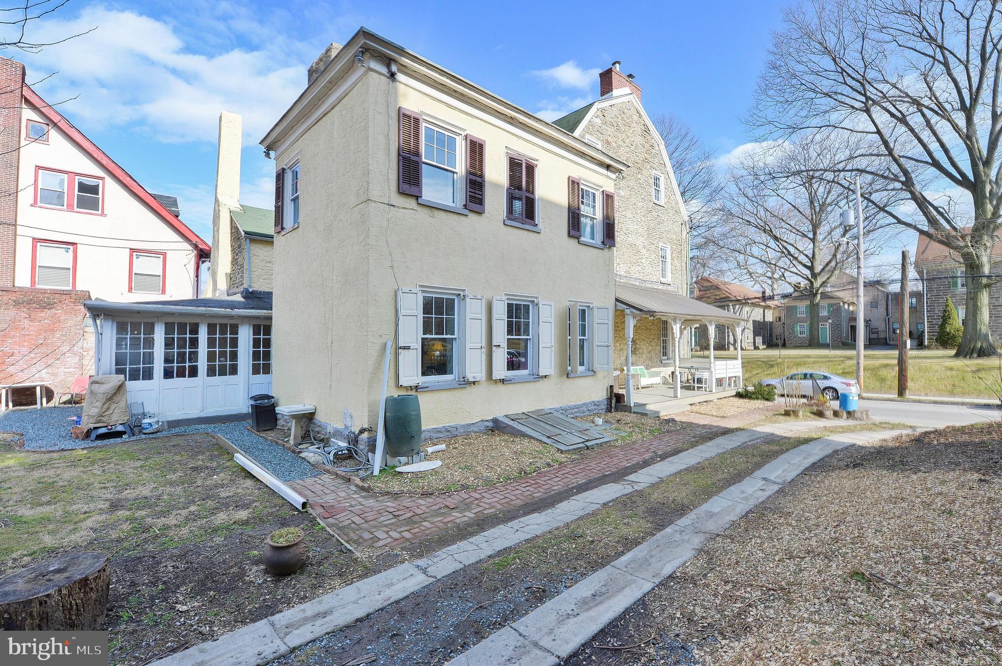 GERMANTOWN - Residential