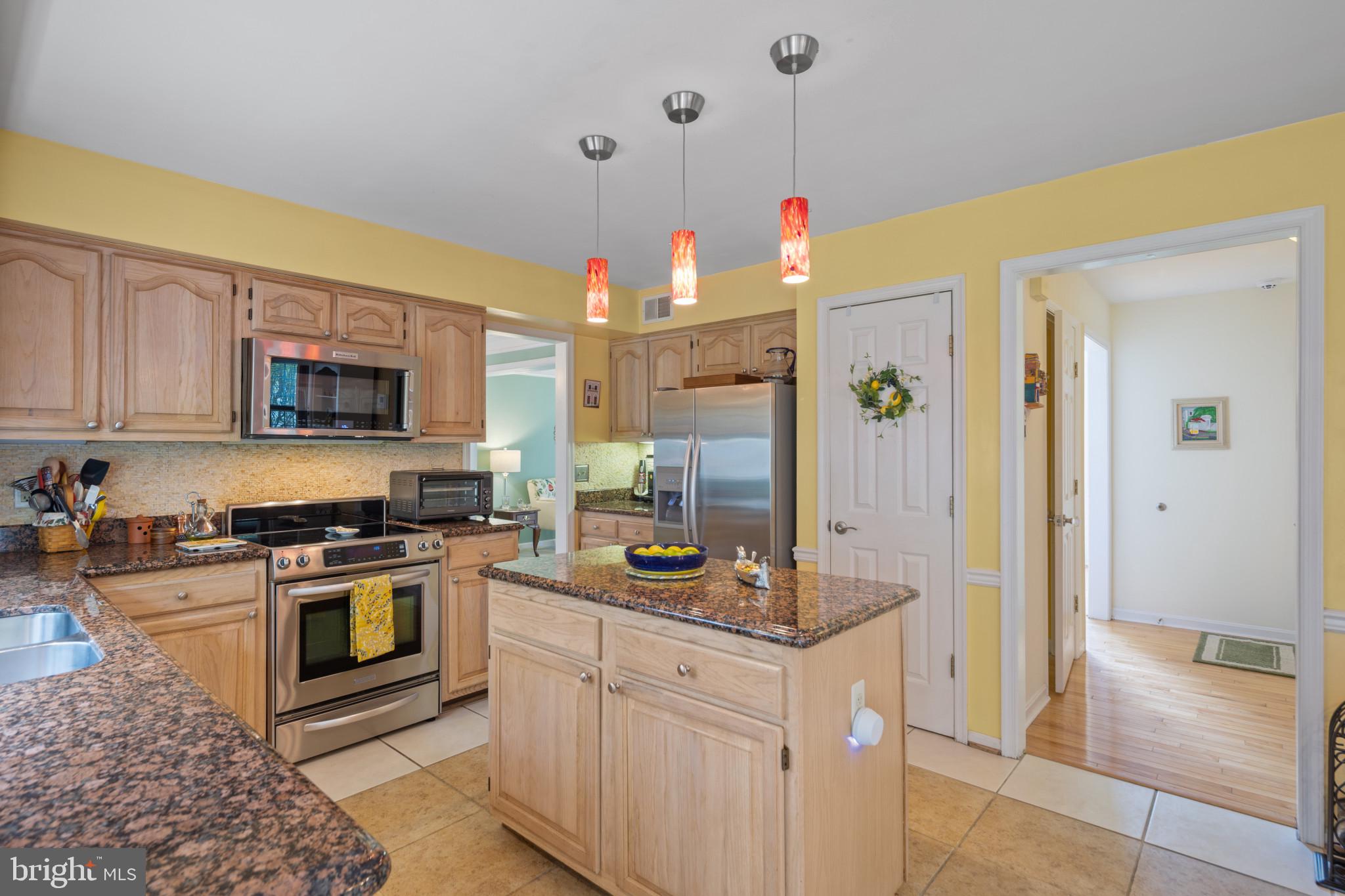 RUSSETT - Residential