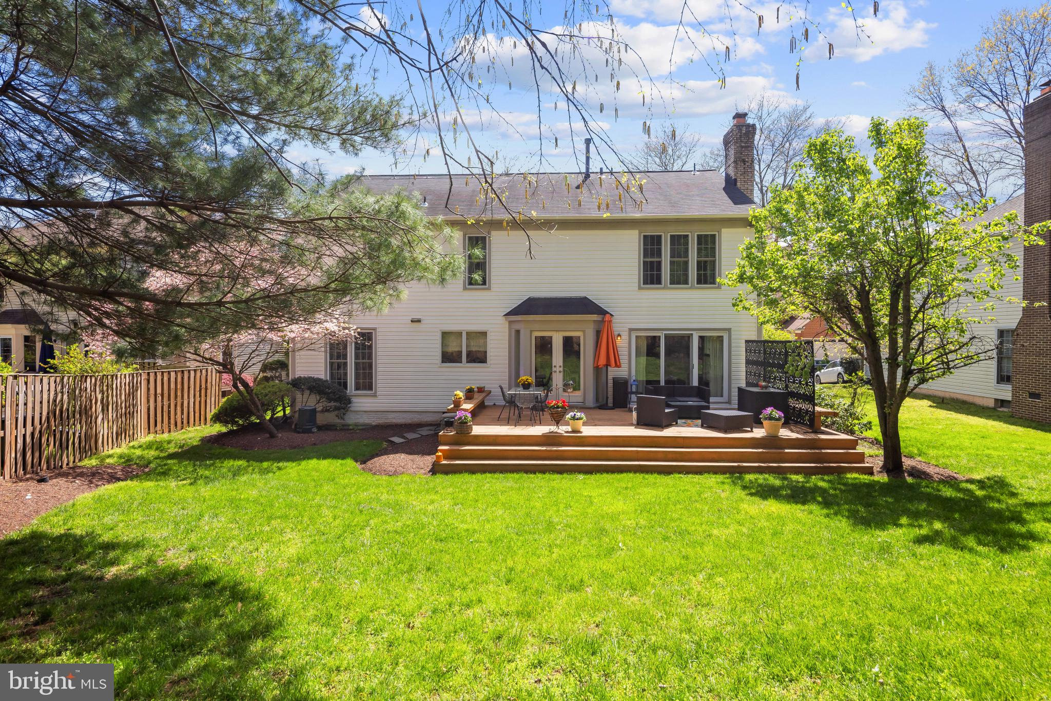 RUSSETT - Residential