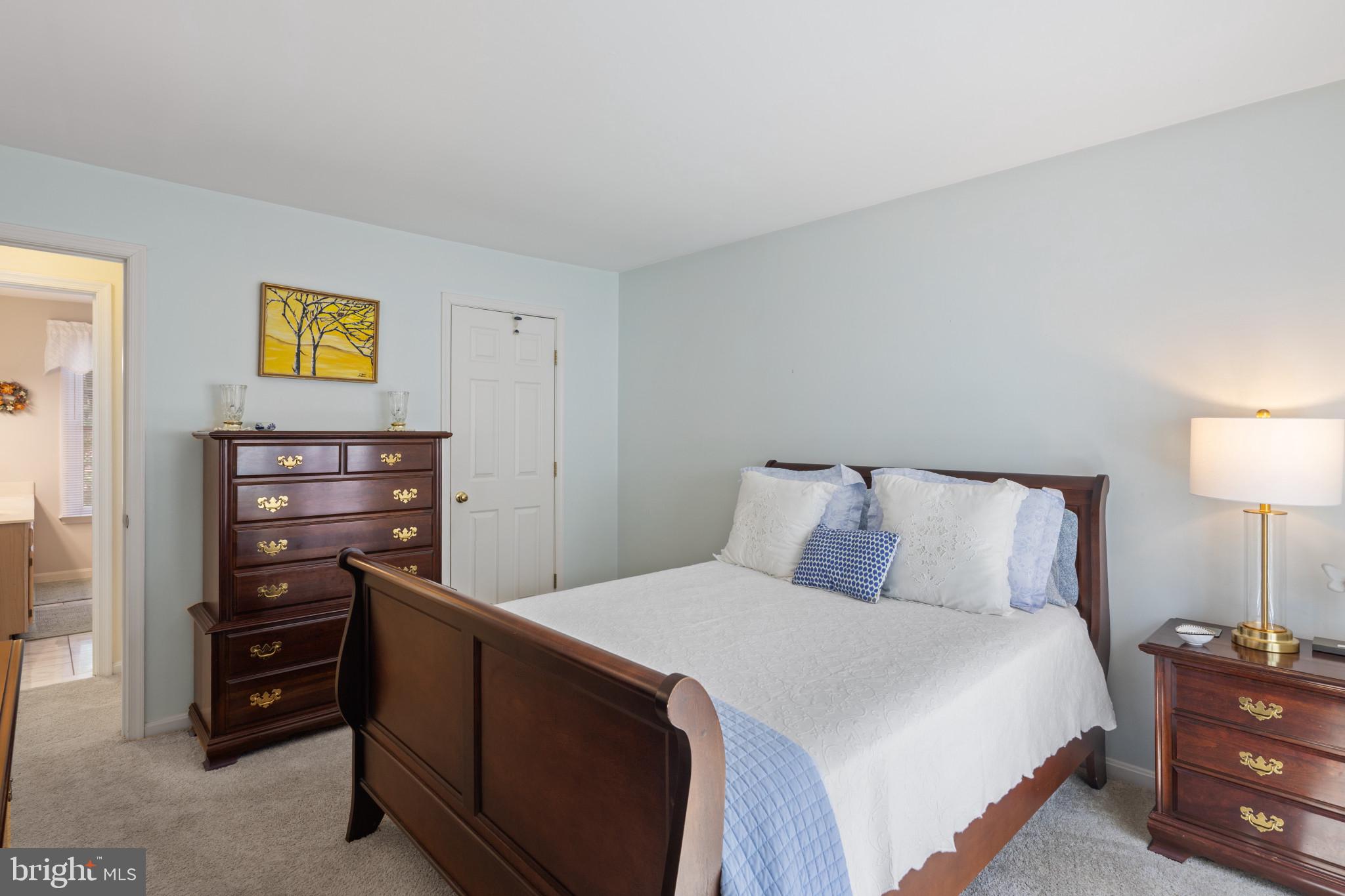 RUSSETT - Residential