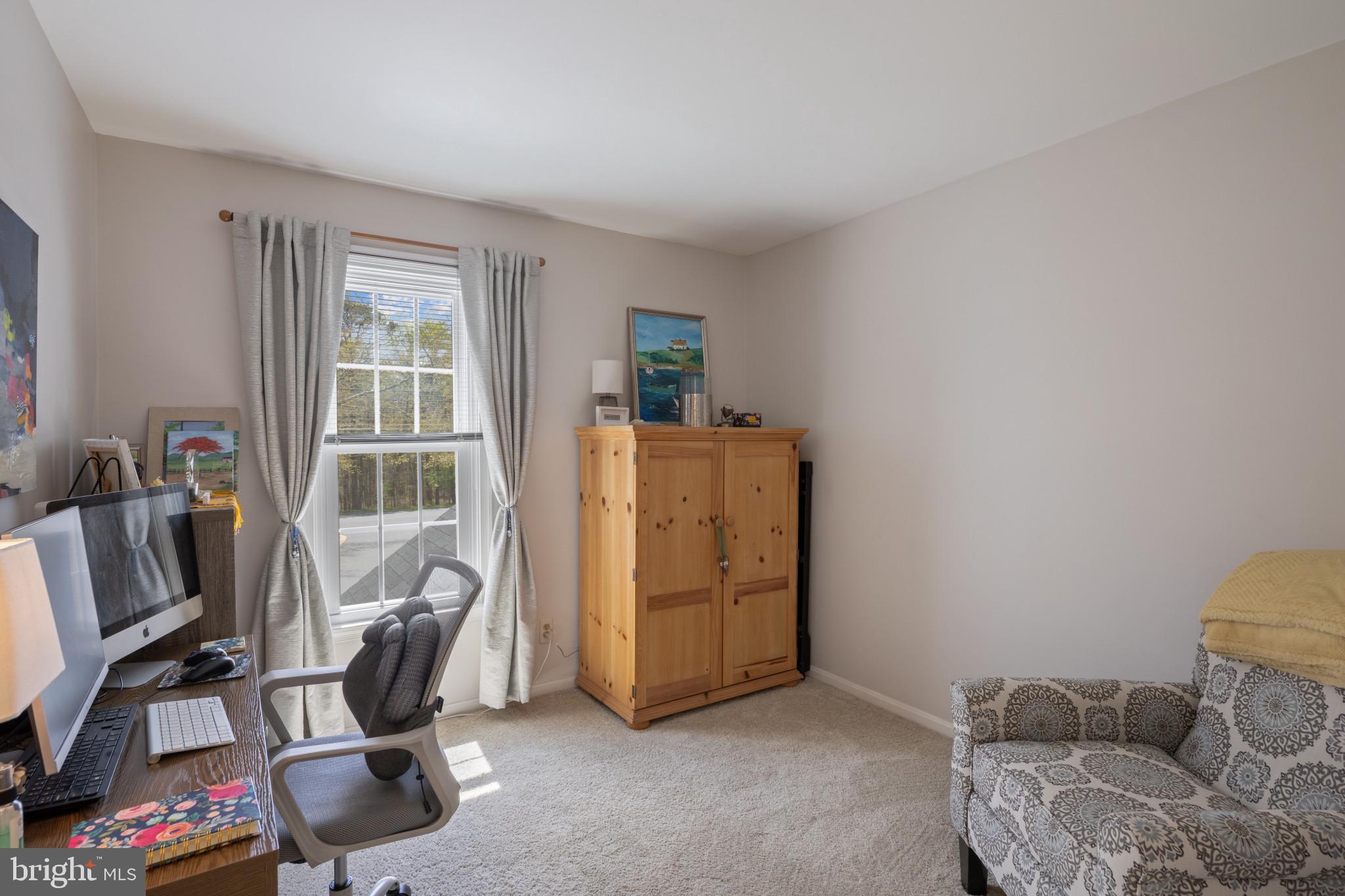 RUSSETT - Residential