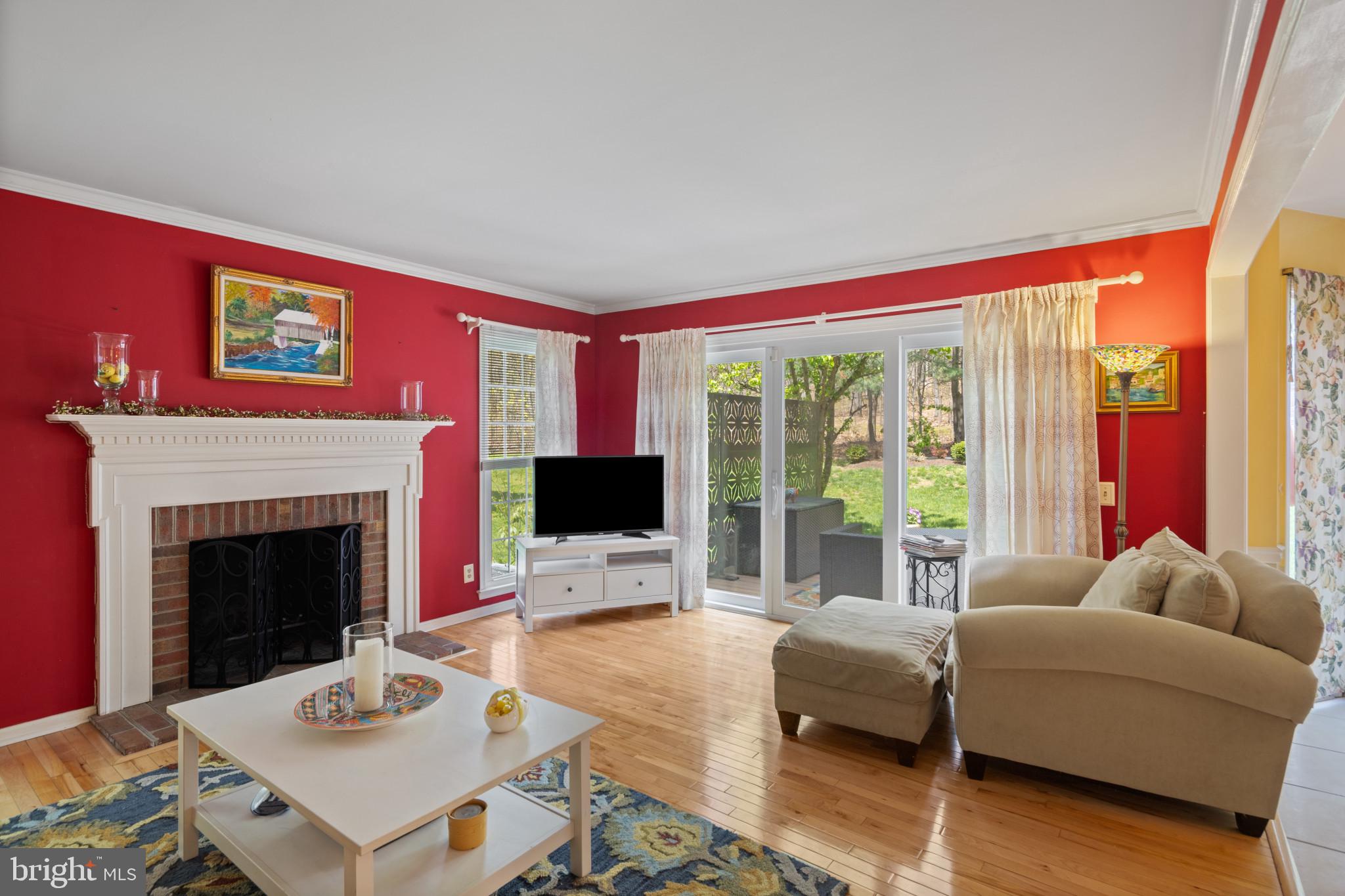 RUSSETT - Residential