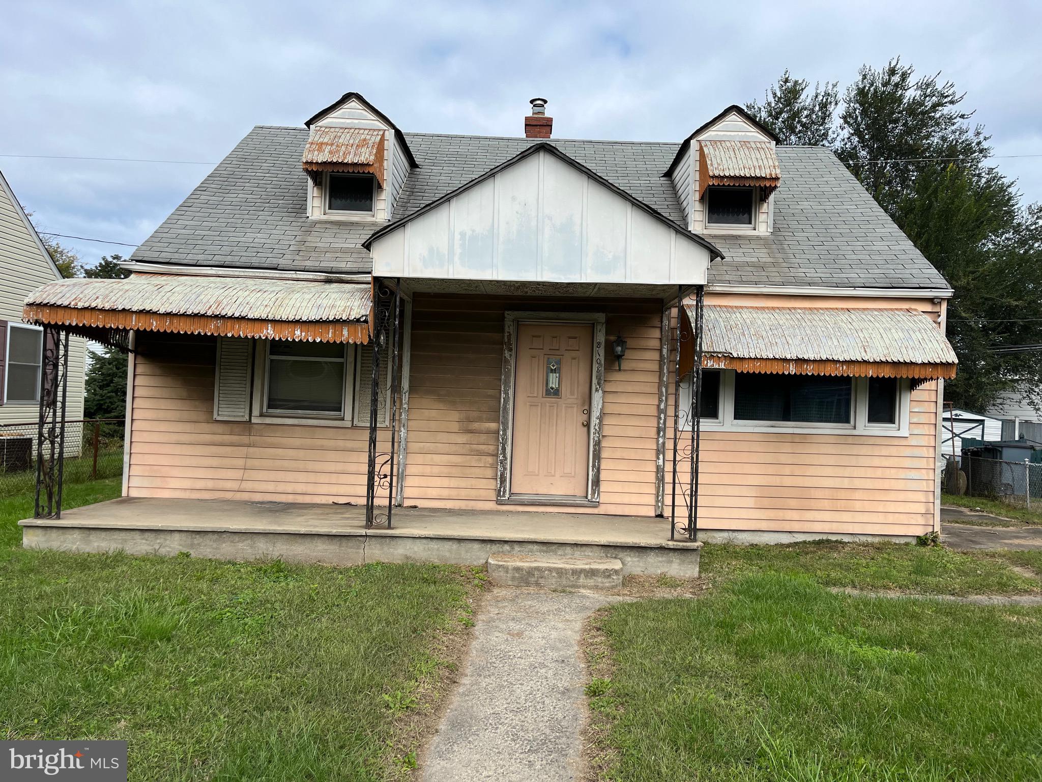 WATERS EDGE - Residential