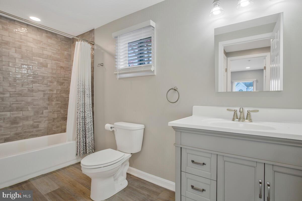 LONG POINT - Residential