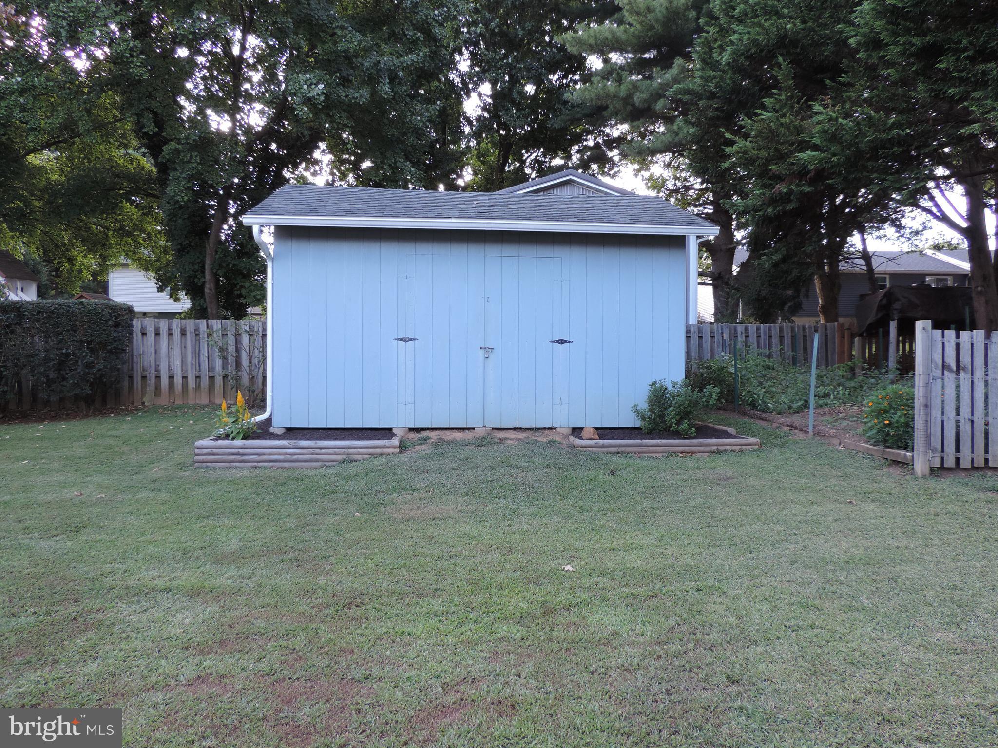 ROYAL EXCHANGE - Residential